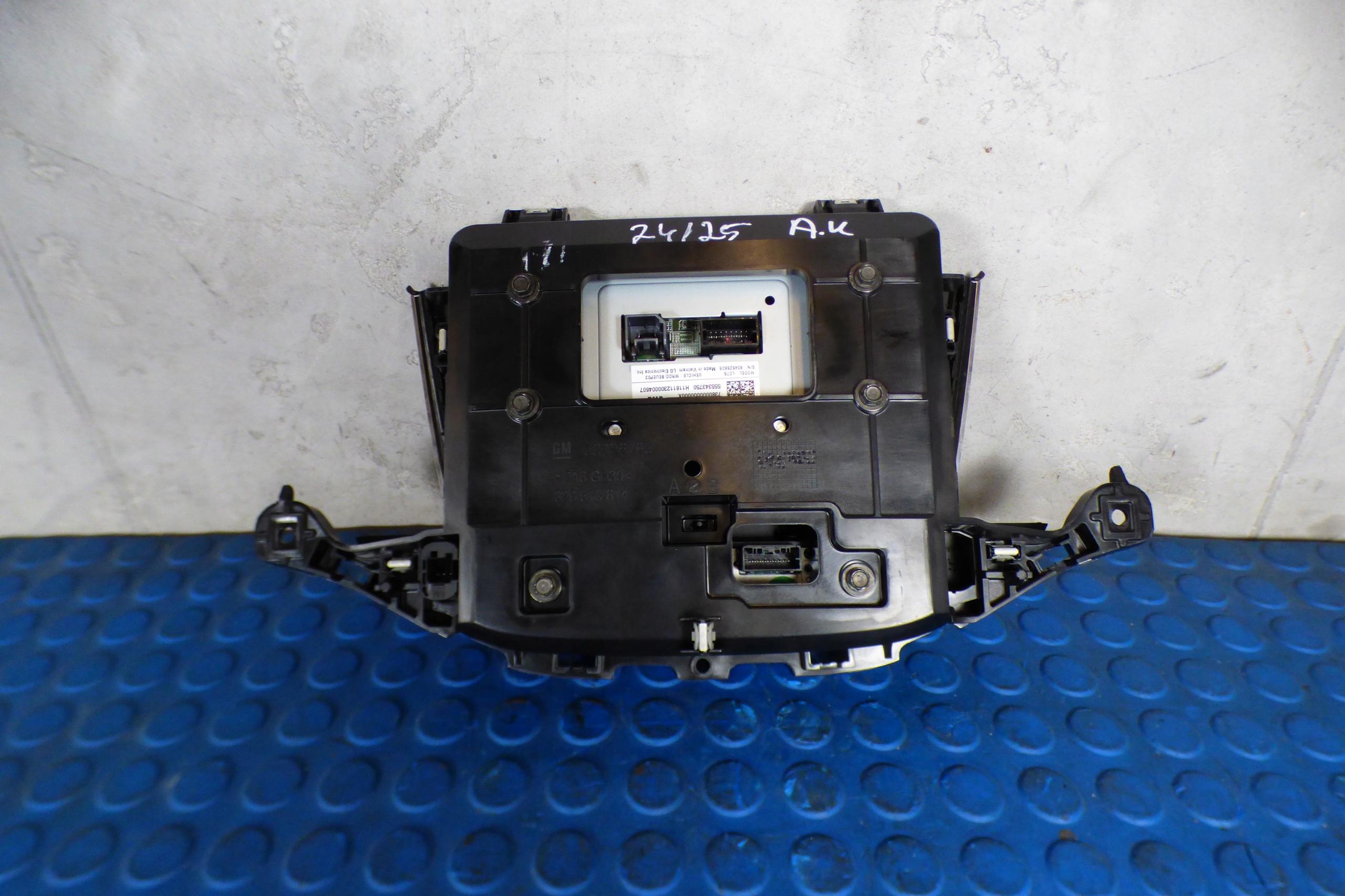 display 42578321 39026780 Opel Astra K V