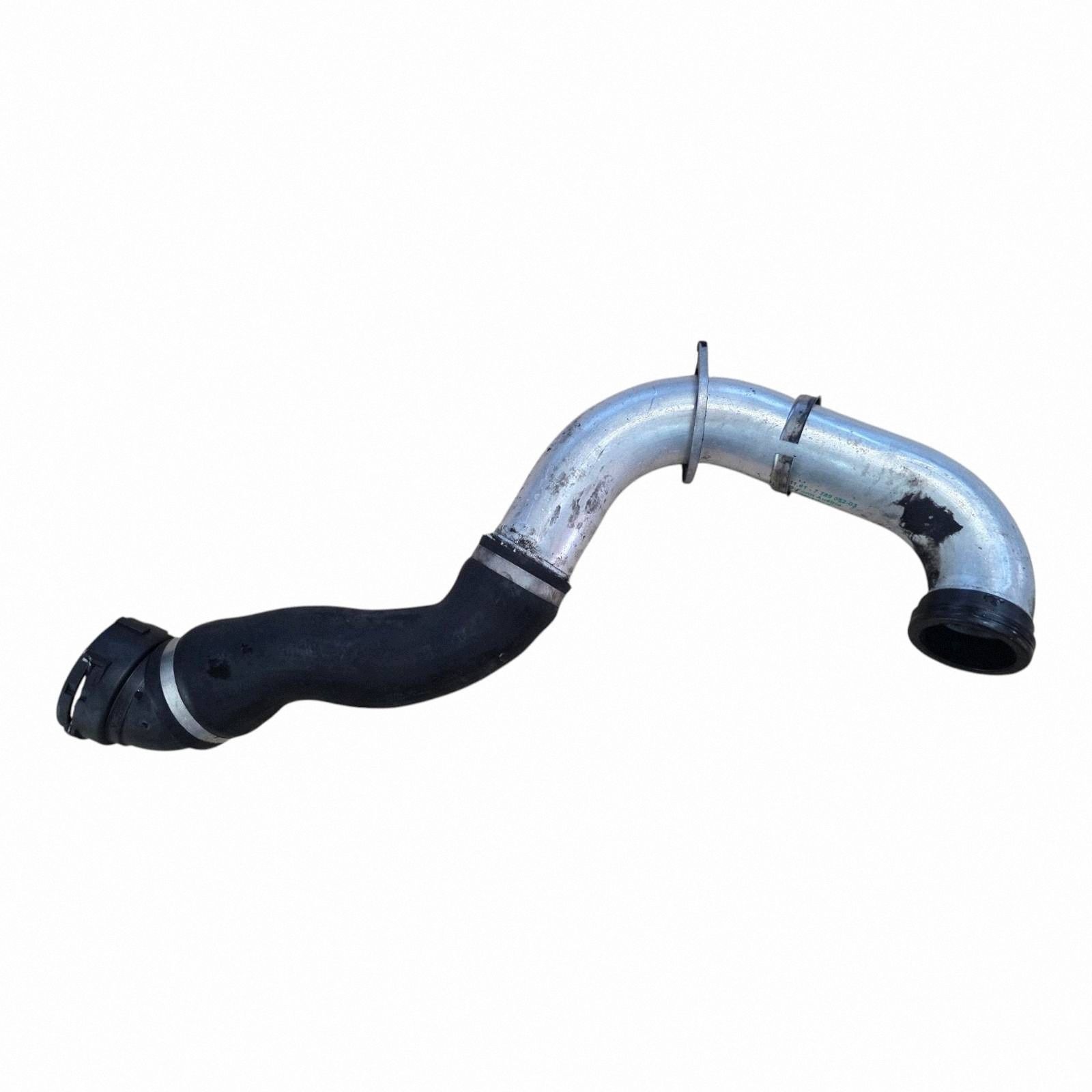 Schlauch rohr luft BMW 5 E60 E61 3.0D OE 7789052