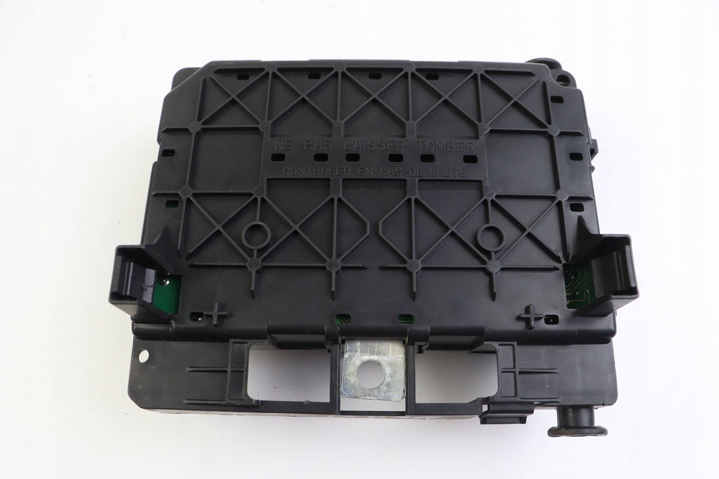 CITROEN PEUGEOT module compartment control unit BSM 9643498980 T118470002E