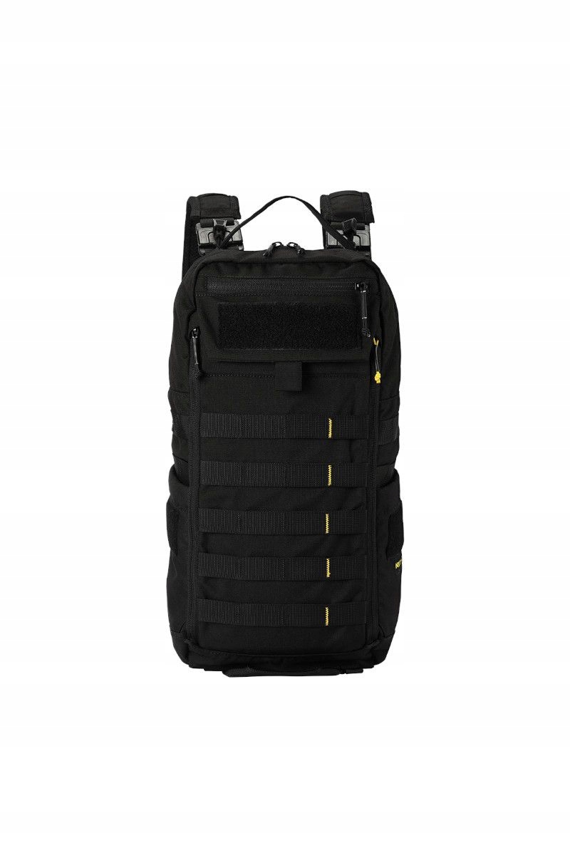 Nitecore Batoh Bp18L černý