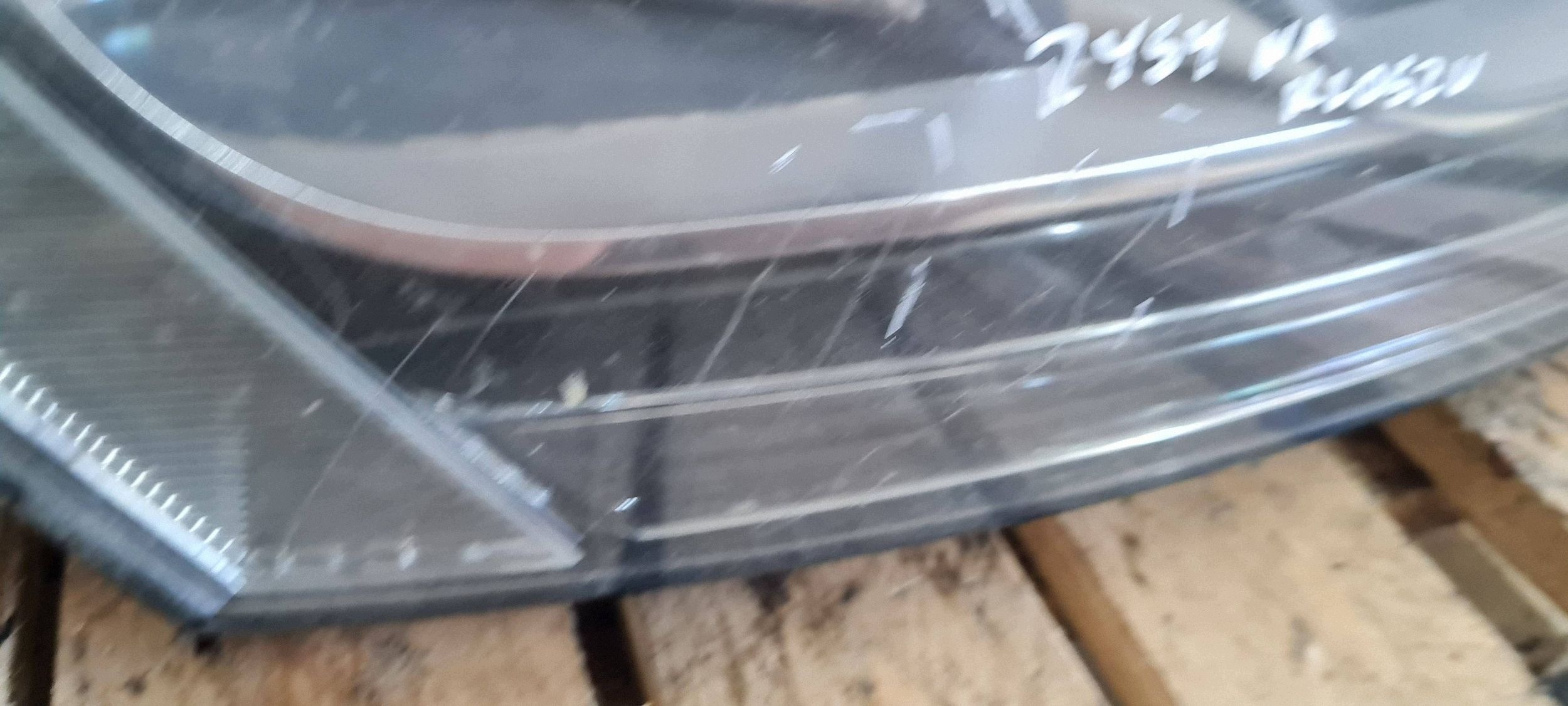 Q5 8R light right right front front ANGLIK UK 8R0941030M
