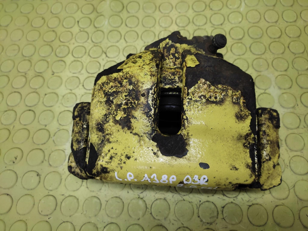 AUDI A3 8P 2.0 FSI caliper left front