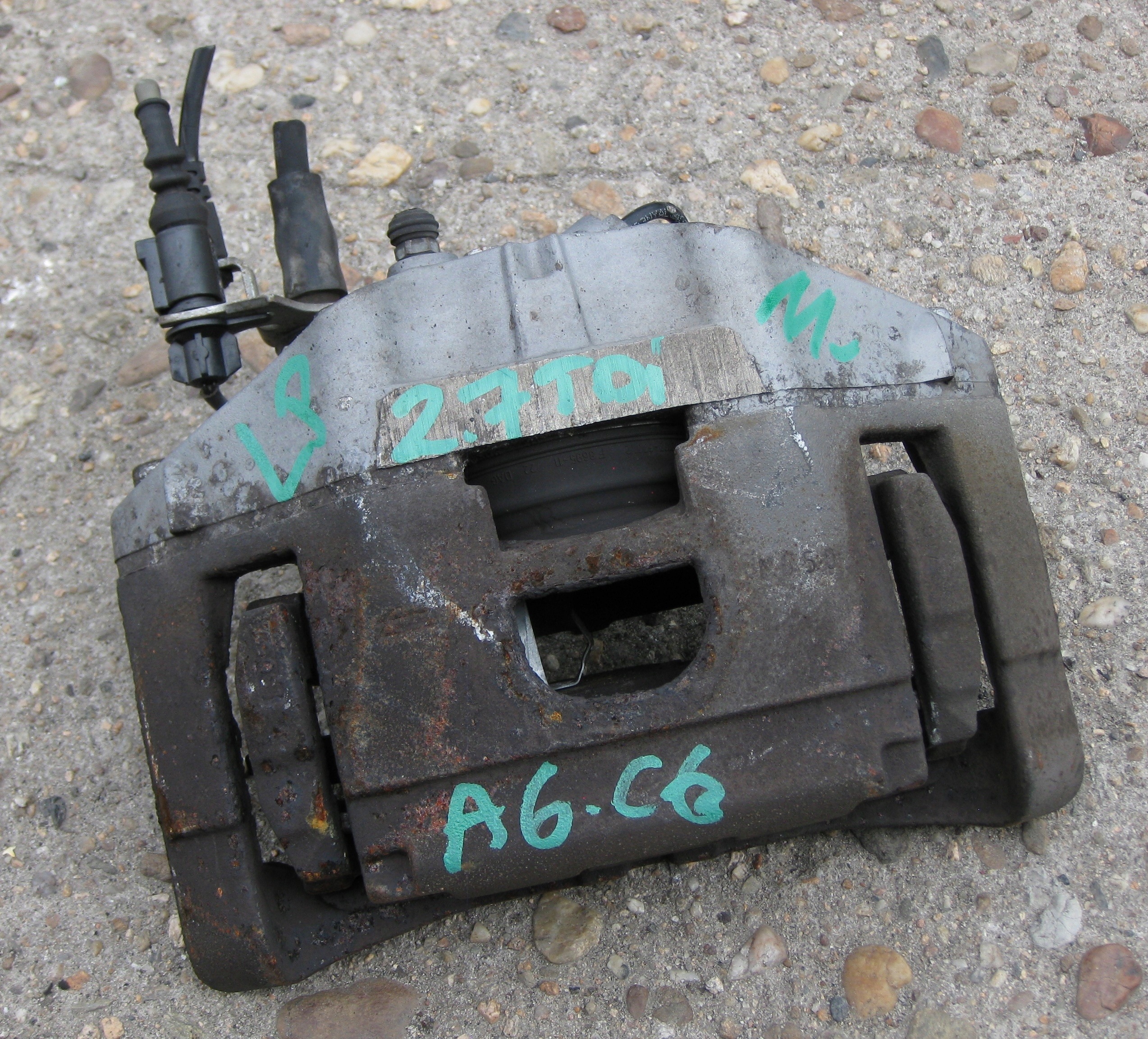 AUDI A6 C6 LIFT KOMBI 2.7 TDI caliper brake left front