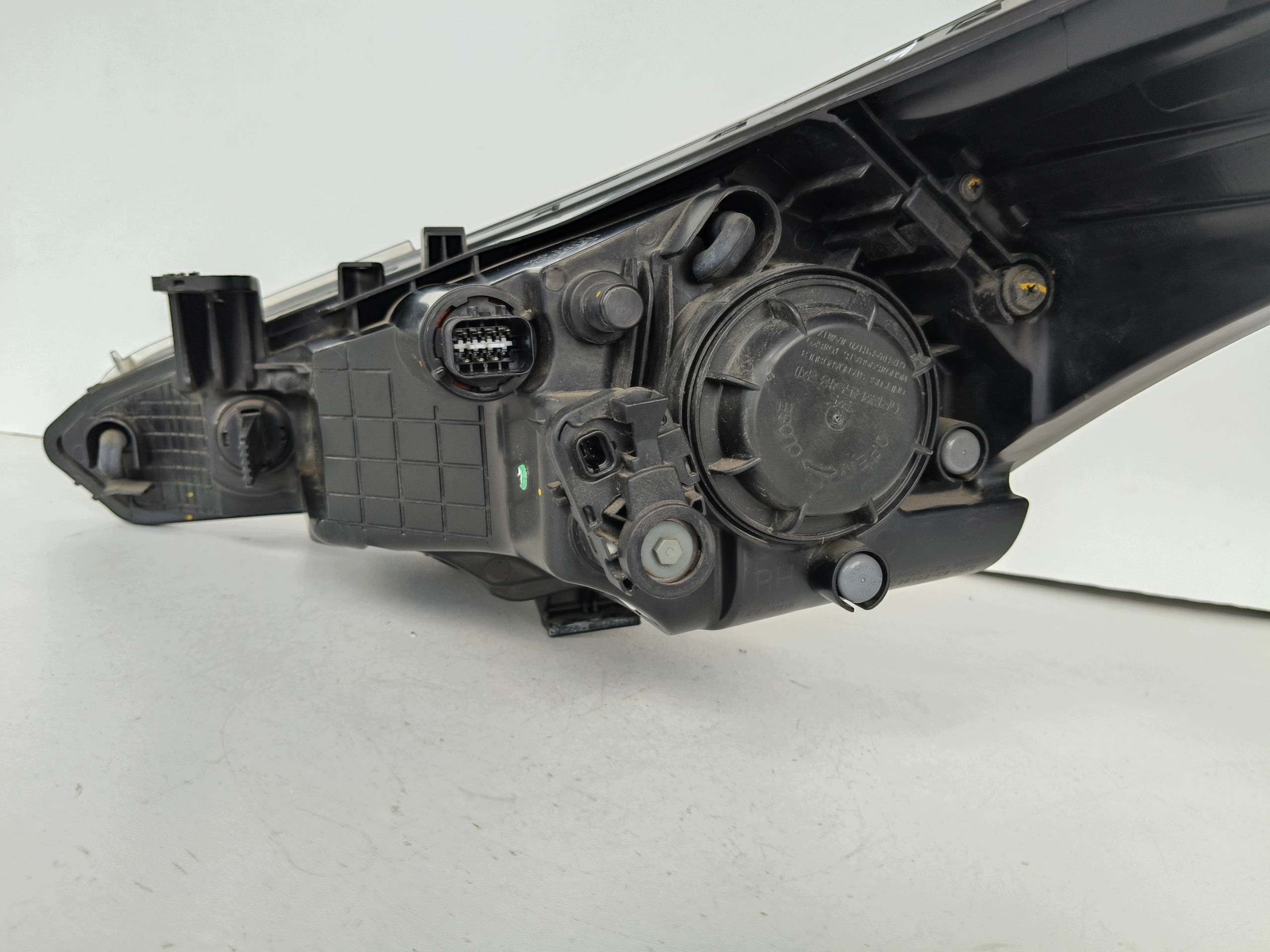 light right REFLEKTOR HYUNDAI I20 II 14