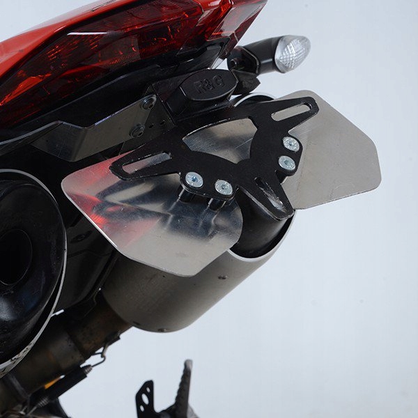 Upevnenie Tabule Je. Ducati 950 Hypermotard