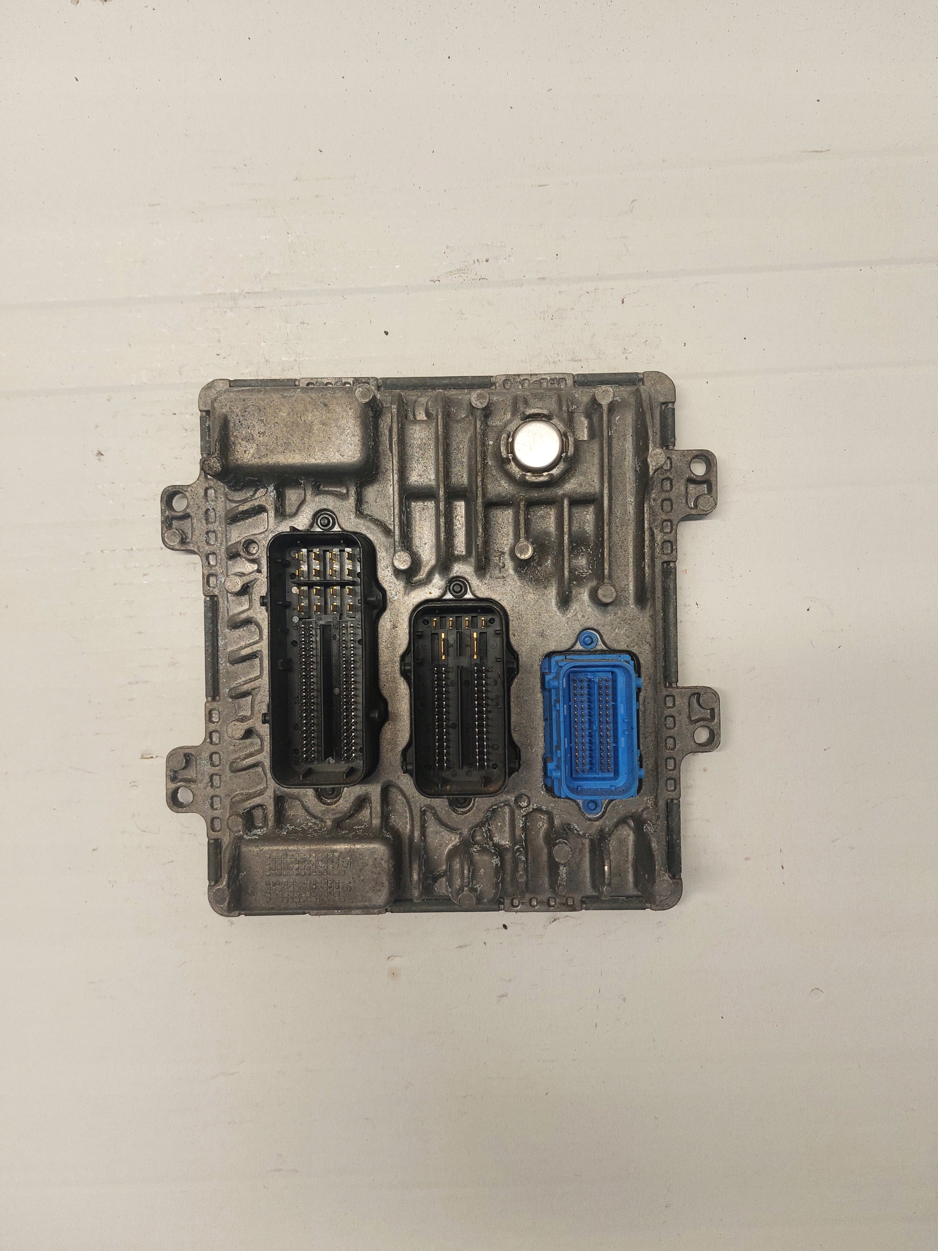 control unit of the engine OPEL ASTRA K 1.6 CDTI 55496734