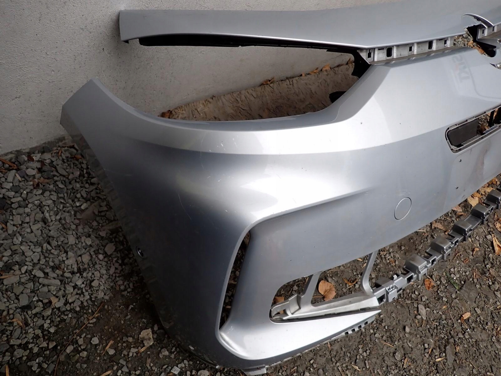 bumper front front VW VOLKSWAGEN ID3 ID.3 E11 LIFT 2023- 10A807221A