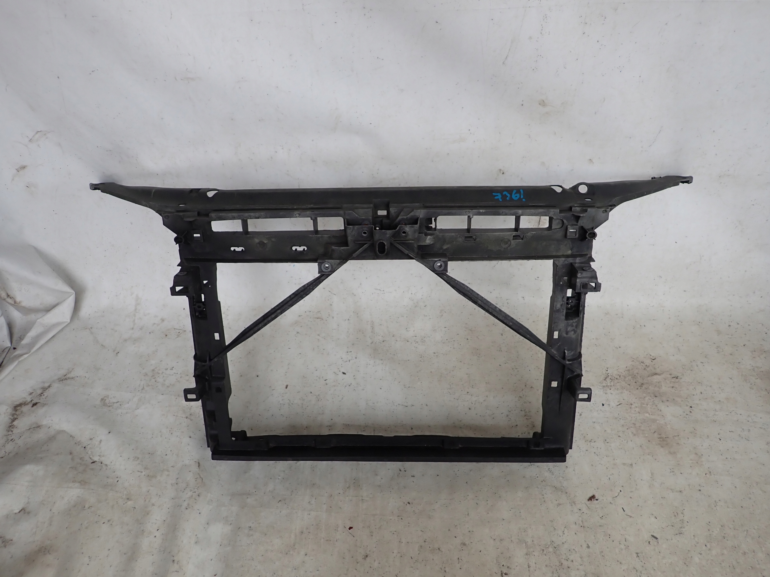 SKODA OCTAVIA III 5E0 support panel for radiators pillar front