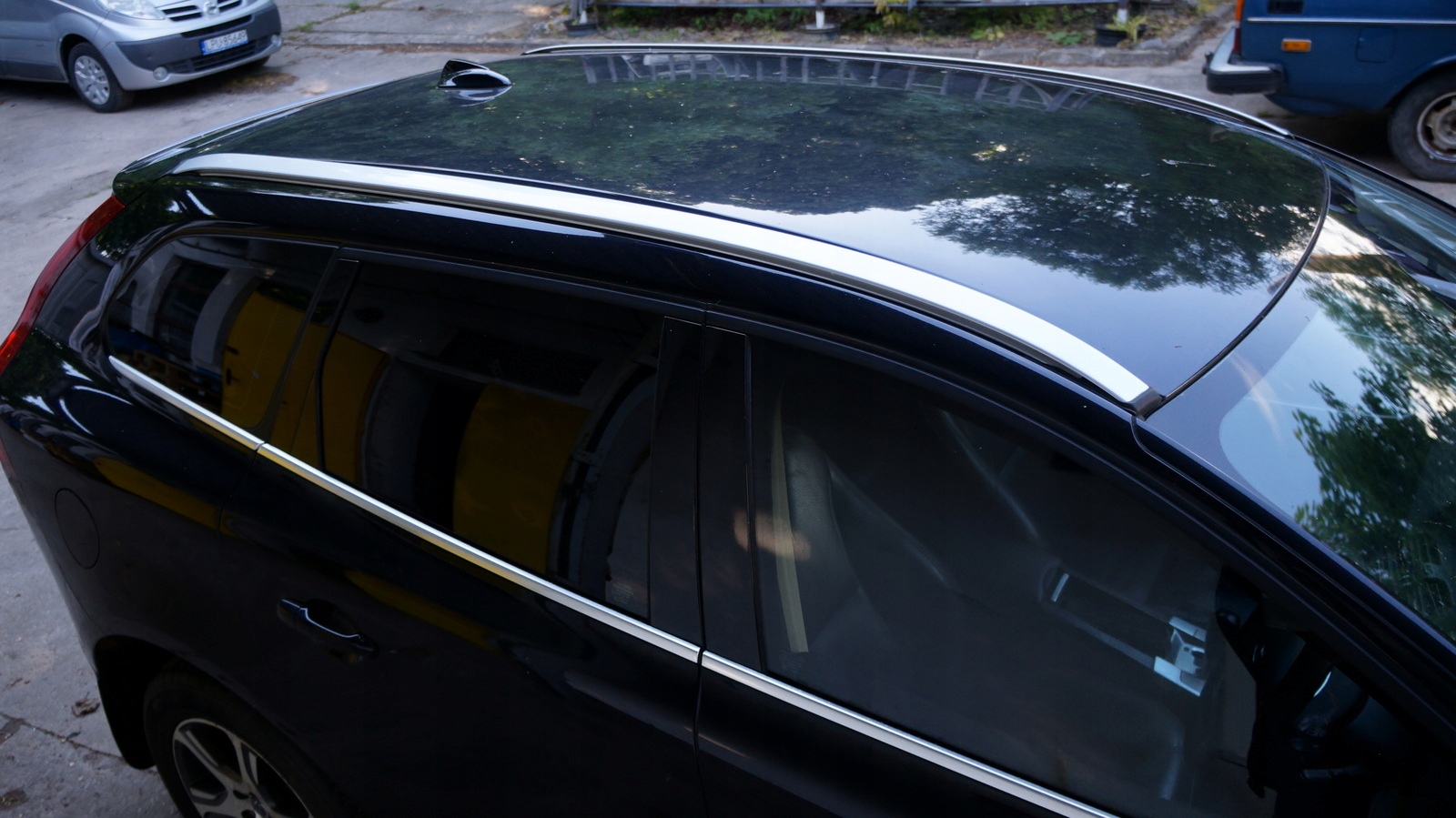 VOLVO XC60 I RELIGNI LISTWA DACHOWA CHROM KOMPLET
