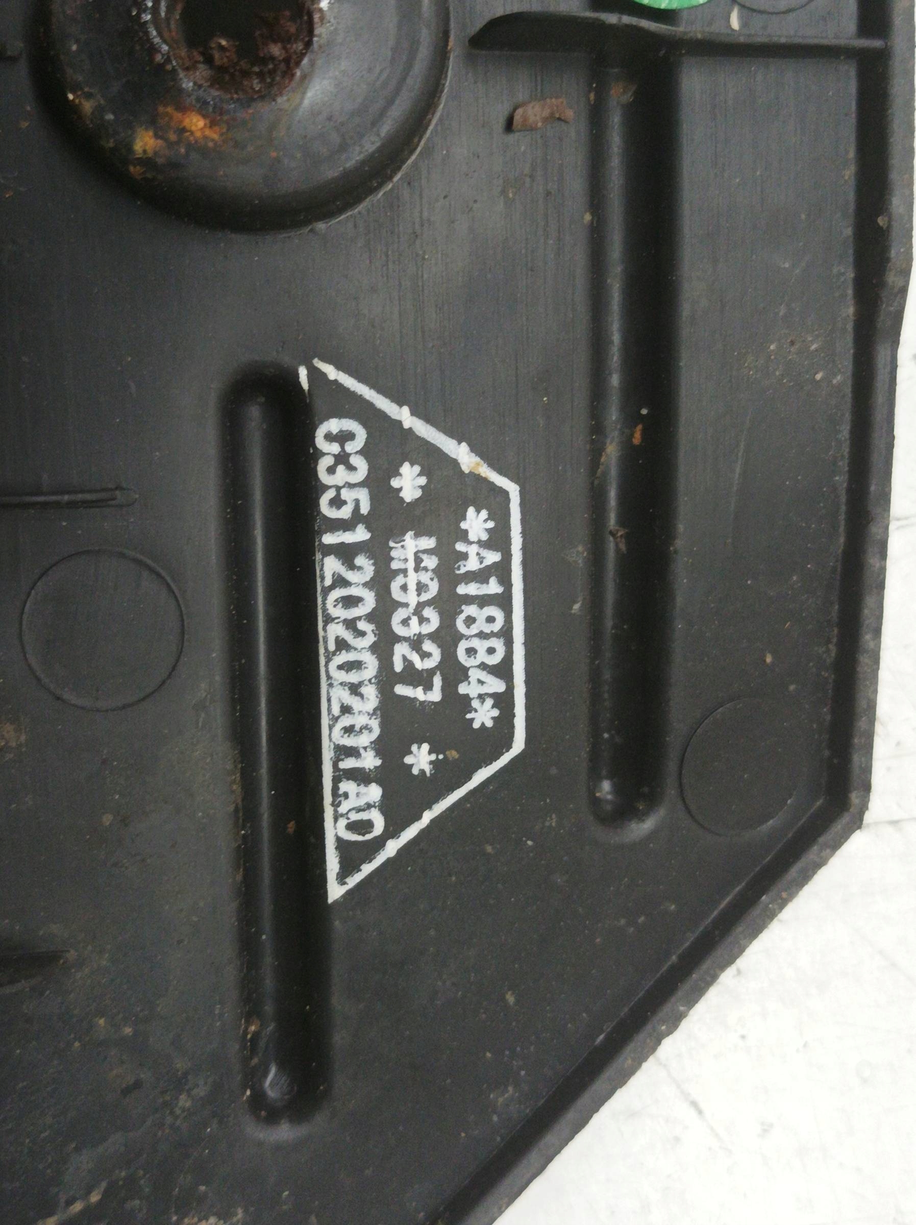kryt PRAHU C351200000002 Piaggio Porter II (2021- ) NP6