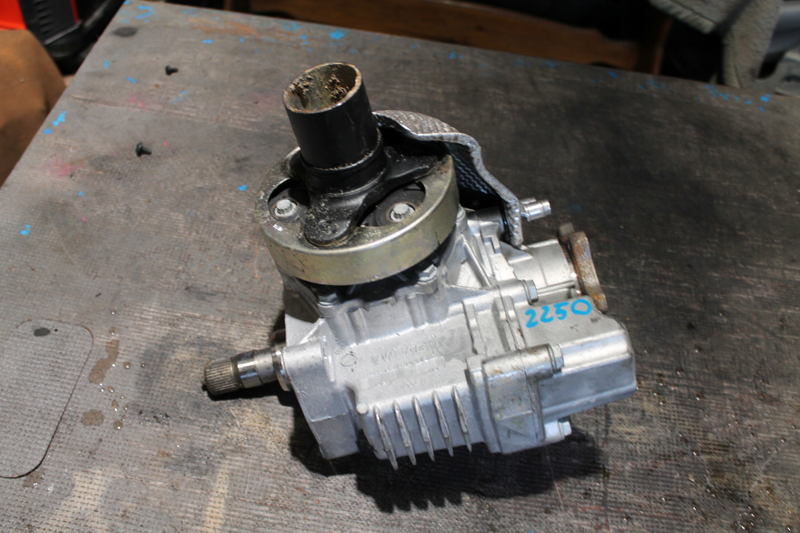 2250. REDUKTOR cambio ingranaggi SEAT VW 0FN409053C