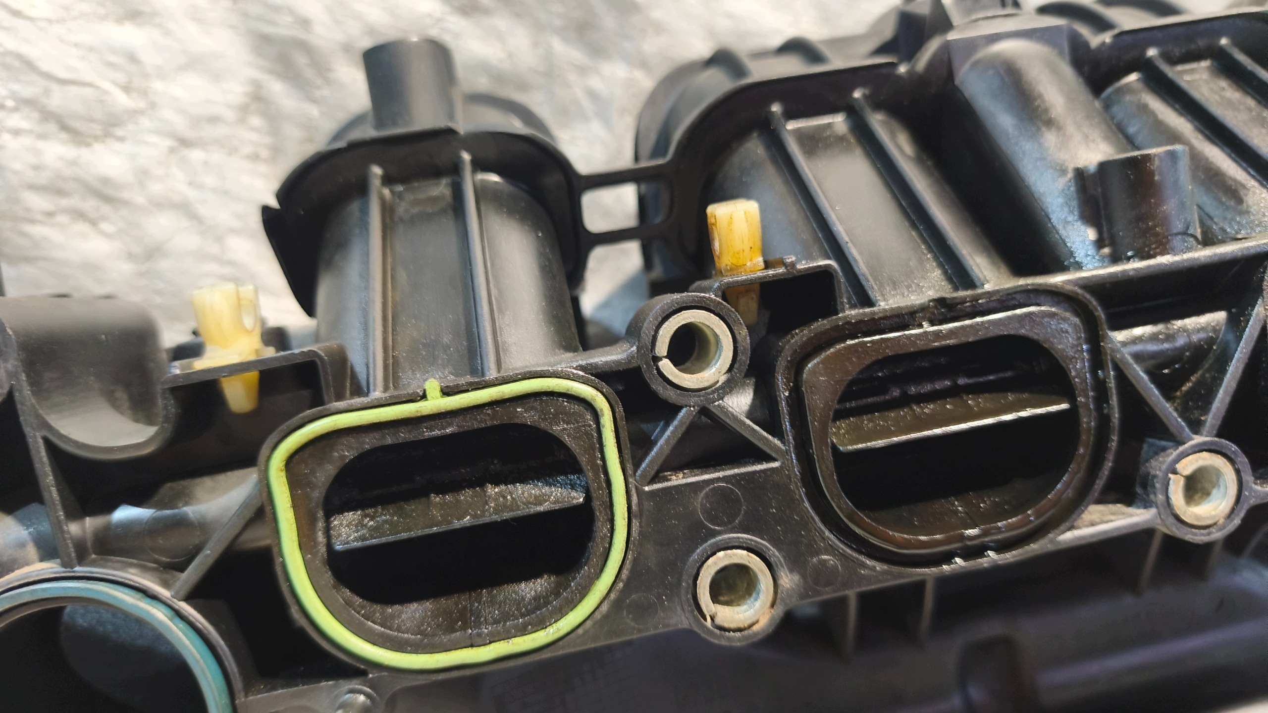 intake manifold FORD FOCUS C-MAX 2003r 1.8B