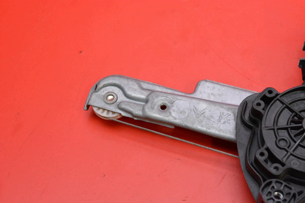 window regulator left rear part EU 9802581880 CITROEN DS5 5D HB 12-15