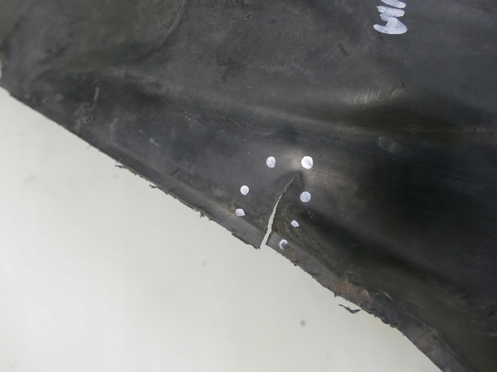 AUDI A8 D3 LIFT NADKOLE LEWY PRZÓD DWIE CZĘŚCI Typ samochodu Samochody osobowe