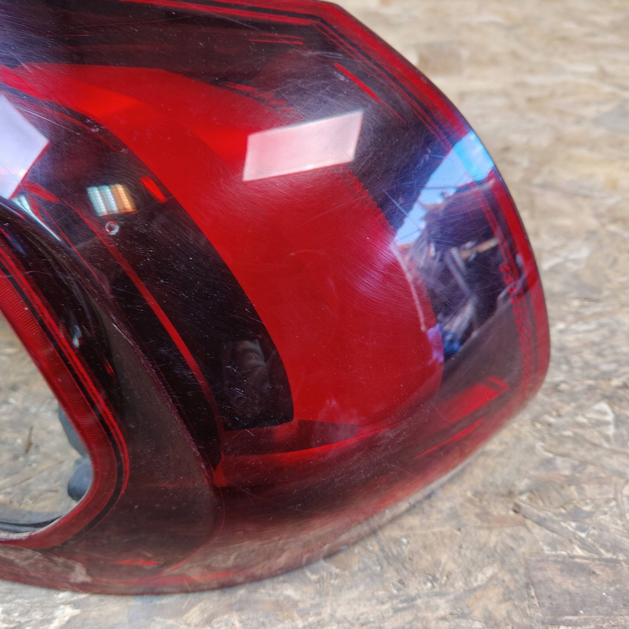 light rear rear part side left Peugeot 2008 and