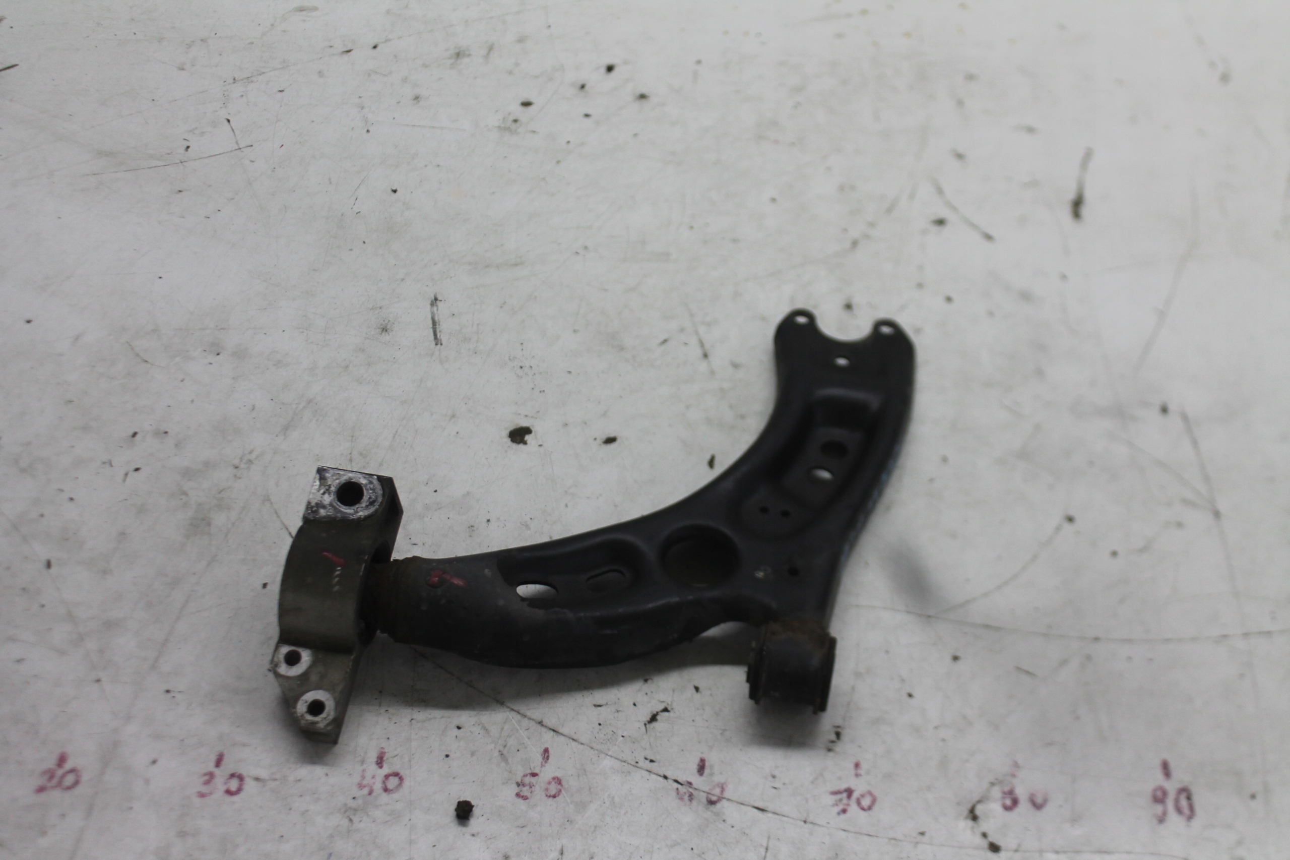 arm left front front 1K0407165C VW TOURAN and LIFT 10-15