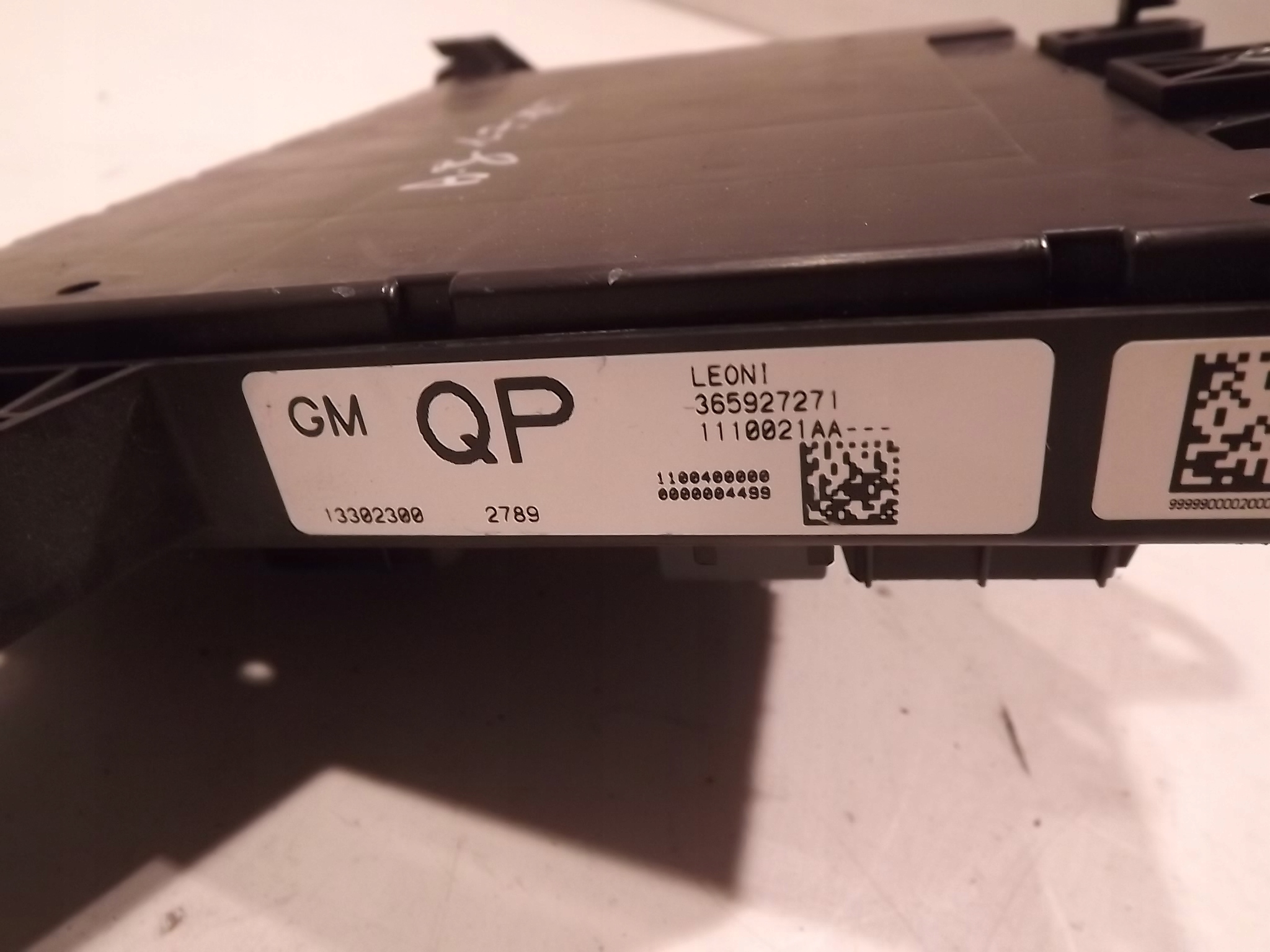 compartment module 13302300 QP BSI OPEL ASTRA IV J