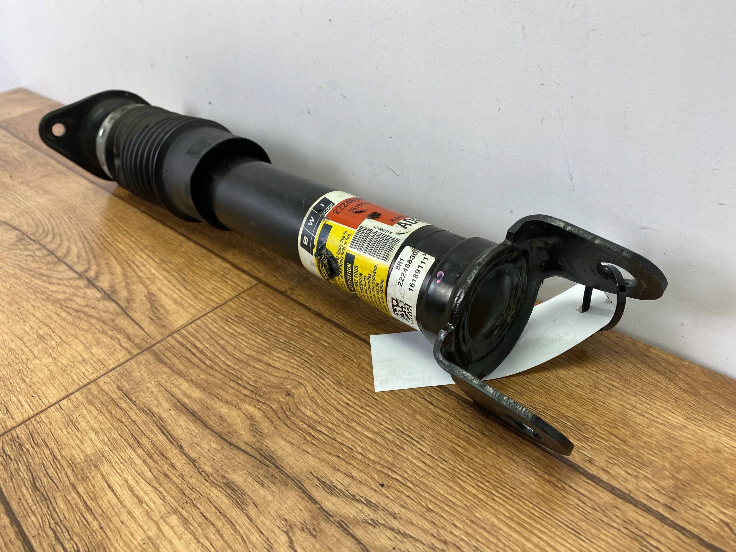 shock absorber front Chevrolet Corvette C6 2005+