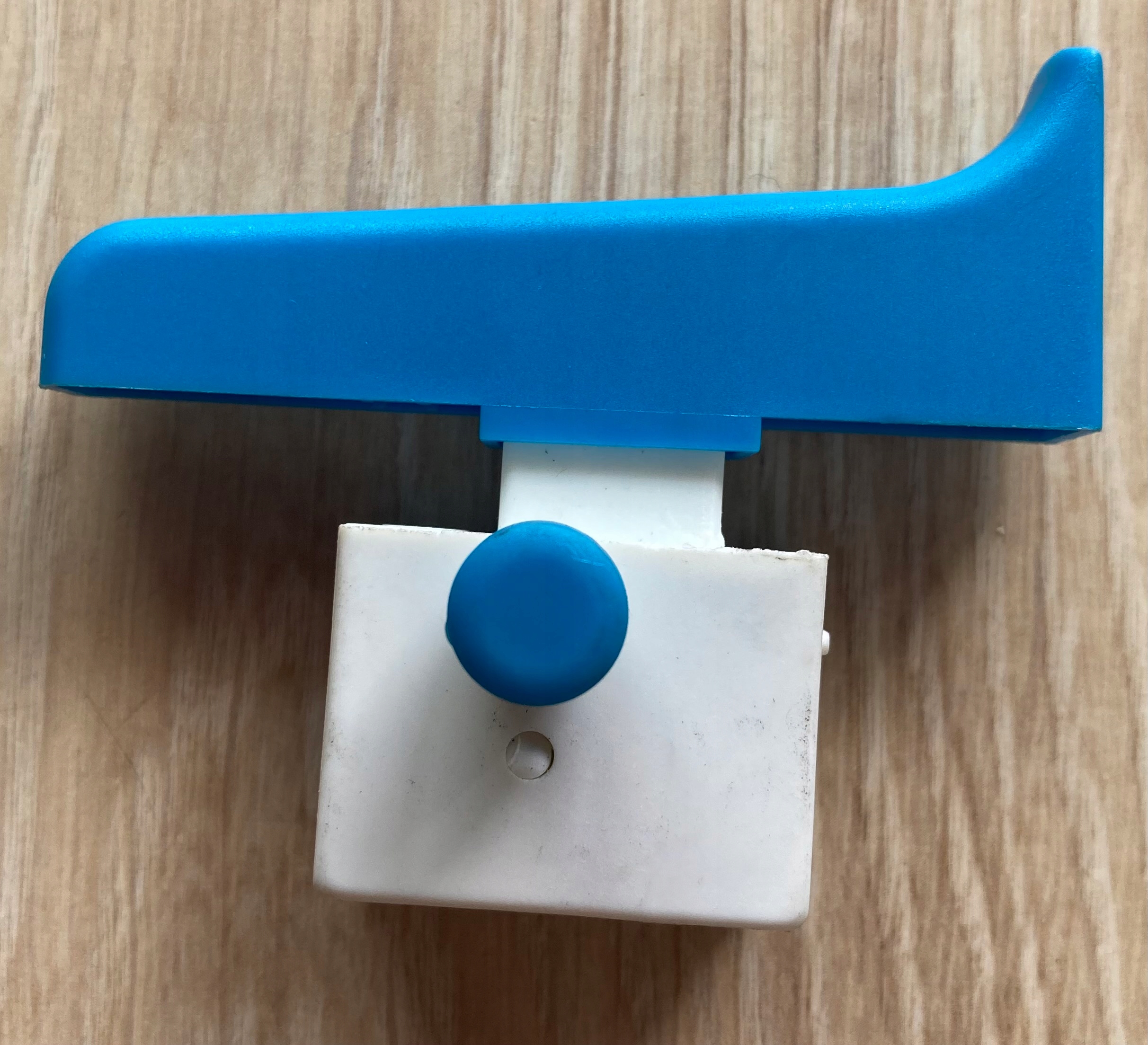 

Włącznik do młot wyburzeniowy MacAllister MSBR1700