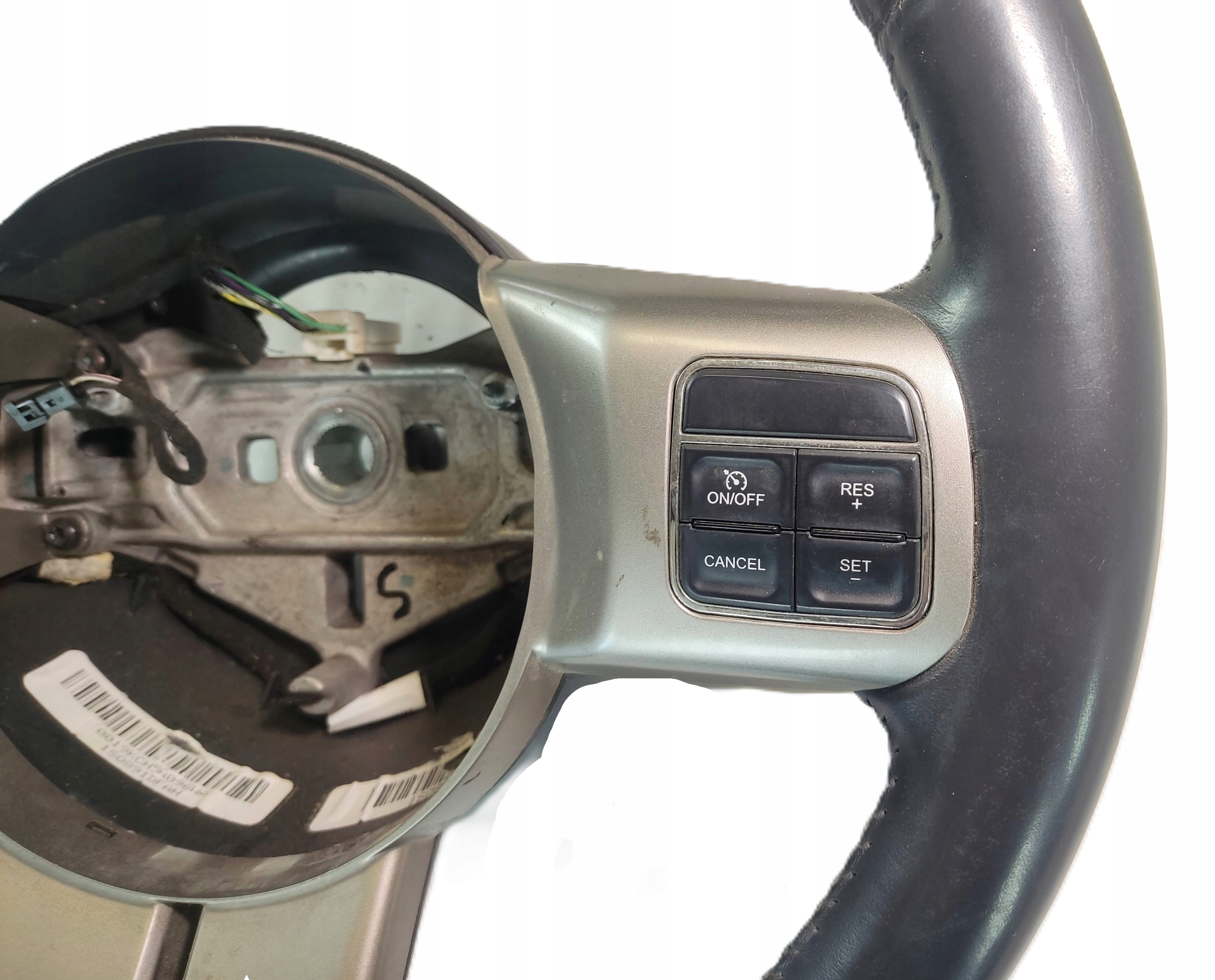 Volant MULTIFUNKCJA JEEP Compass et LIFT 2012