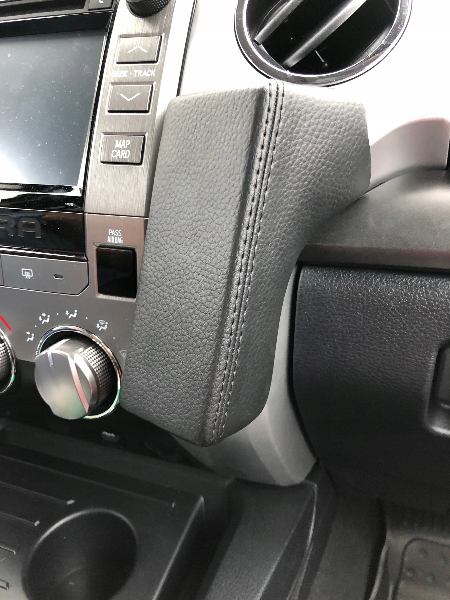 Držák na telefon Kuda Toyota Tundra od roku 2014