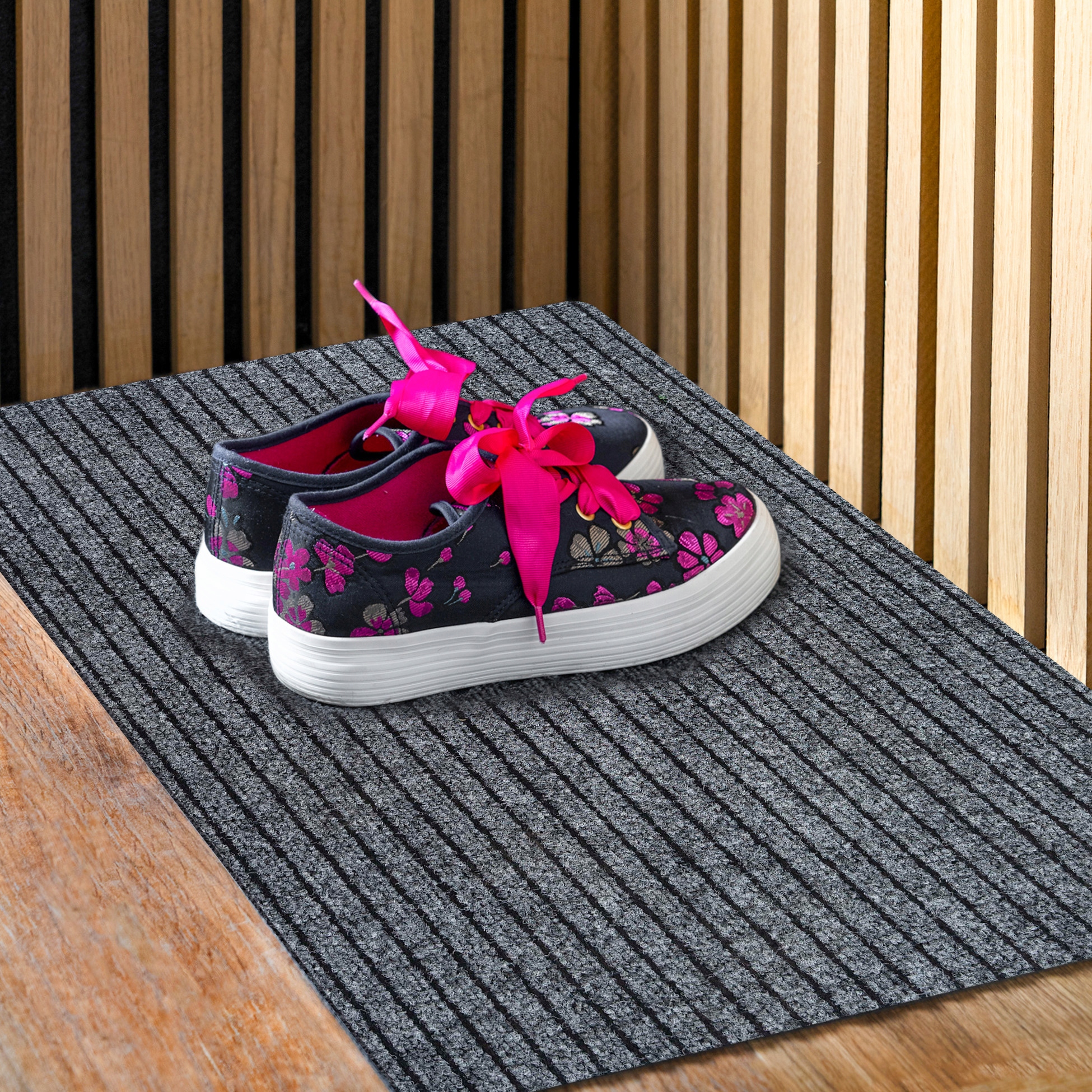 WYCIERACZKA WEJŚCIOWA POD DRZWI DO BUTÓW 50x70 cm Marka First Polska