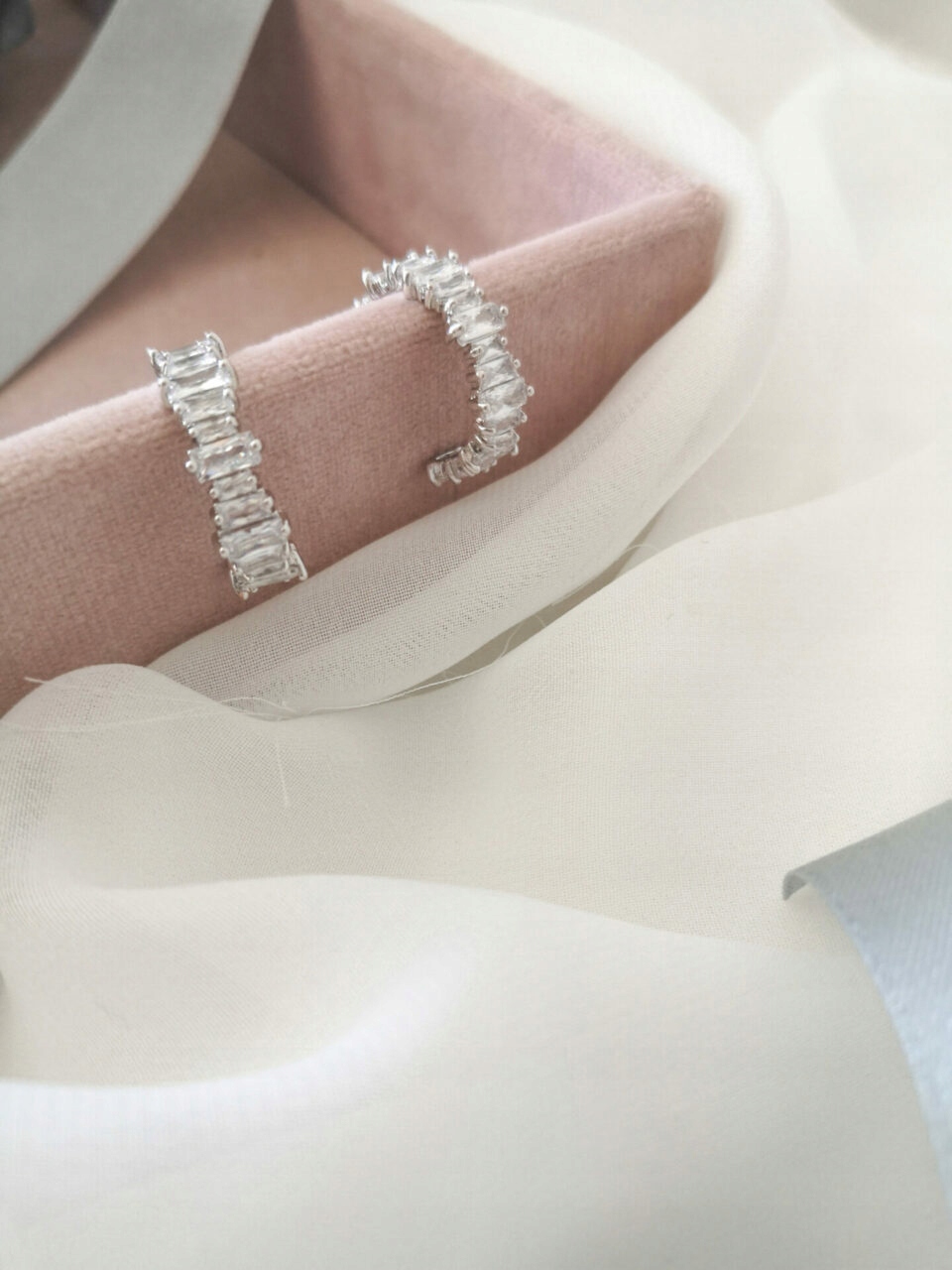 Kolczyki Brilliant Silver Materiał Pozłacany