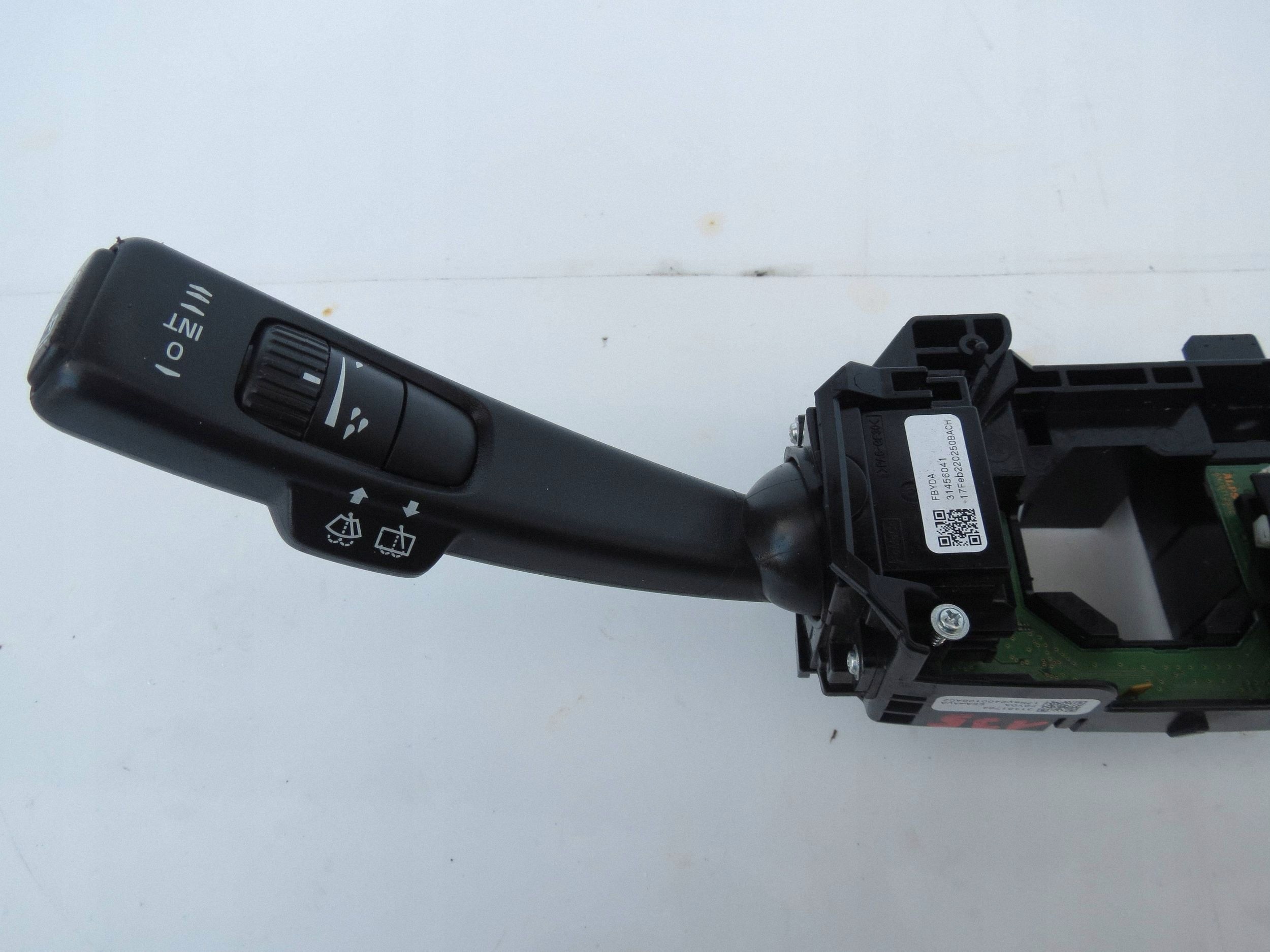 DEVIO LUCI TERGICRISTALLO TERGI MANETKA VOLVO V60 31481764