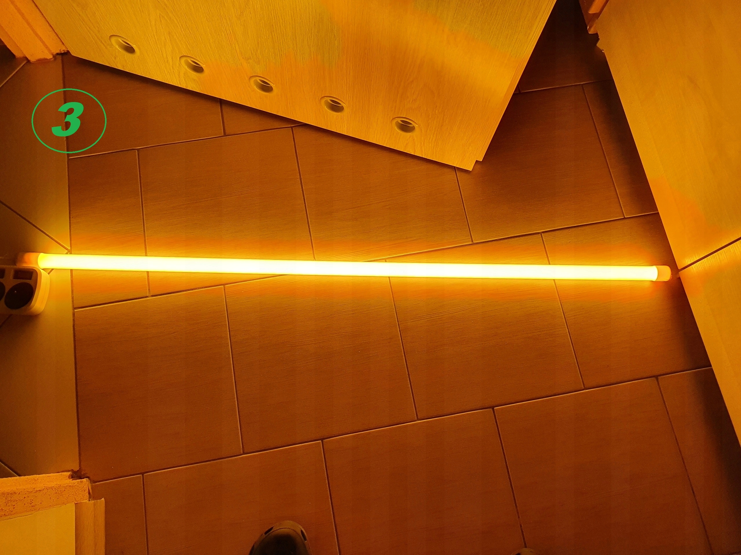 Świetlówka LED Kolor Neon Nietłukąca 230V Wtyczka Źródło światła LED