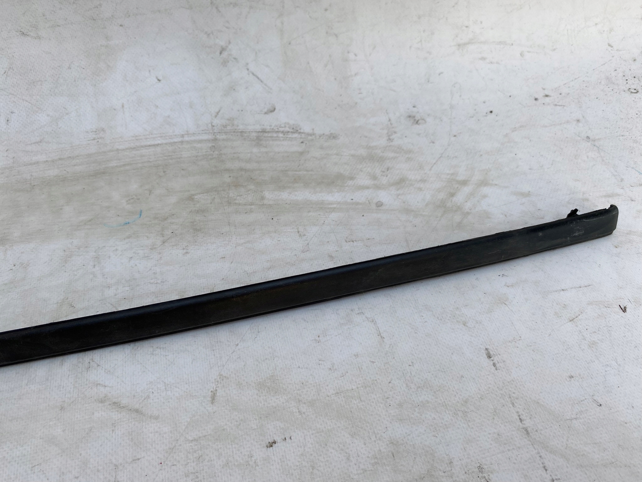 OPEL ASTRA K V 5 moulding windows CZOLOWEJ left 39041883