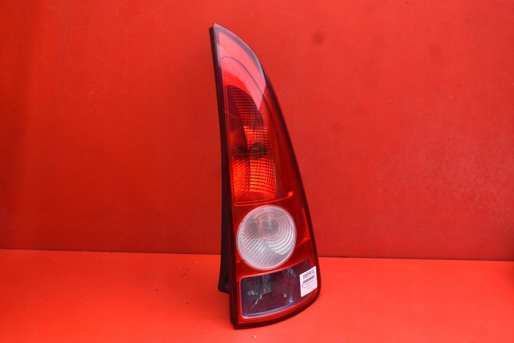 light right rear part rear 8200027152 RENAULT ESPACE 4 IV 02-06