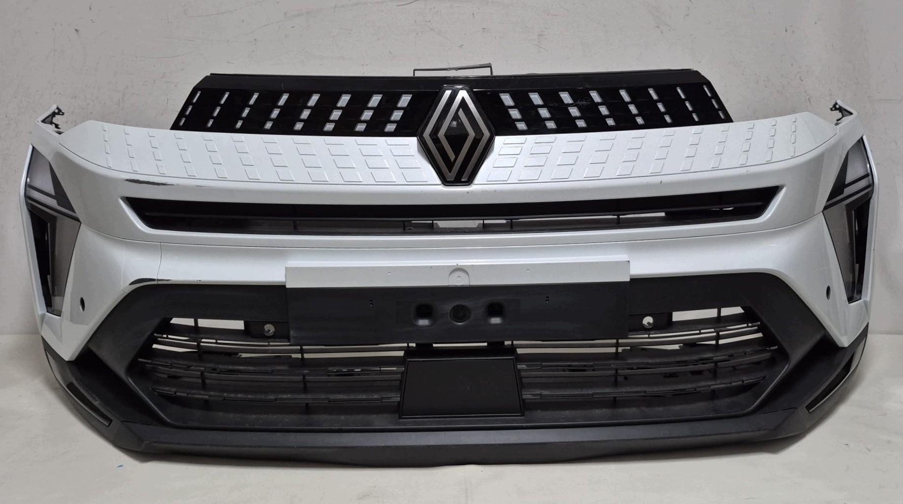 RENAULT CAPTUR II 2 LIFT 24- bumper front front 6XPDC 620264889R