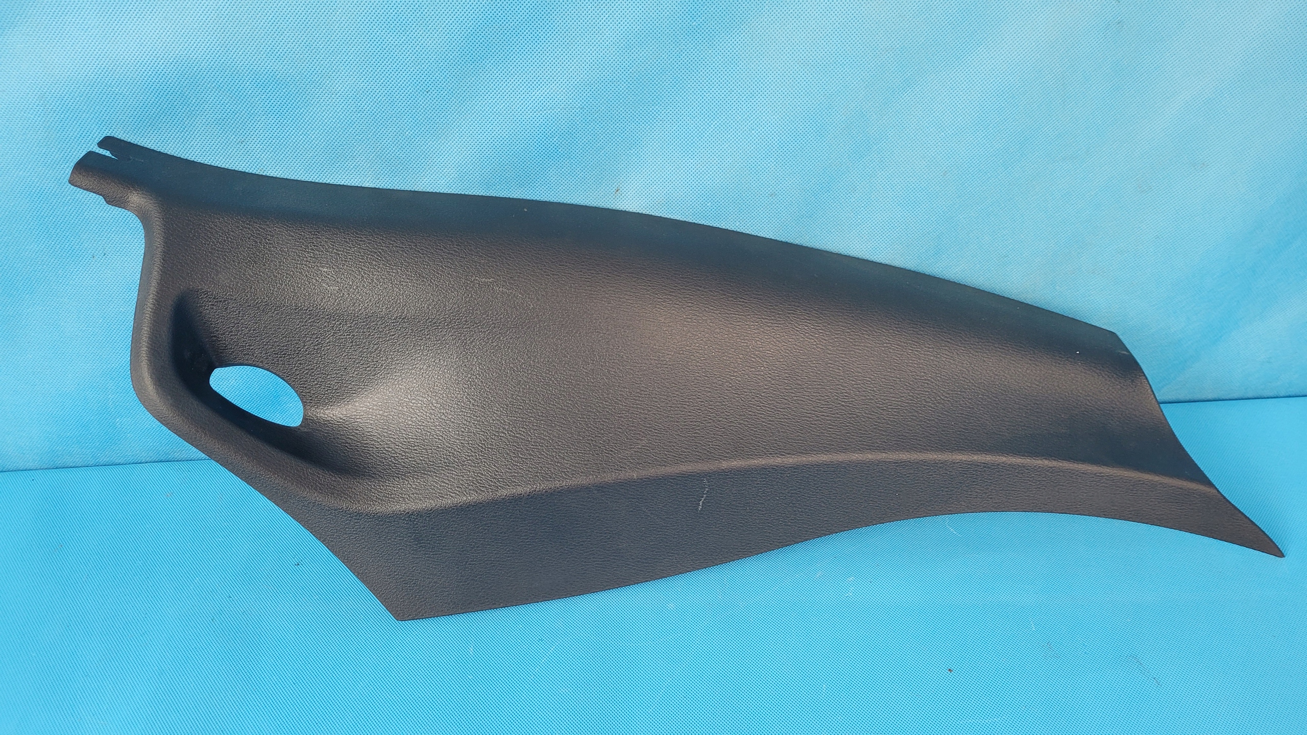 BMW X2 F39 20R облицовка стойки зд 7421194