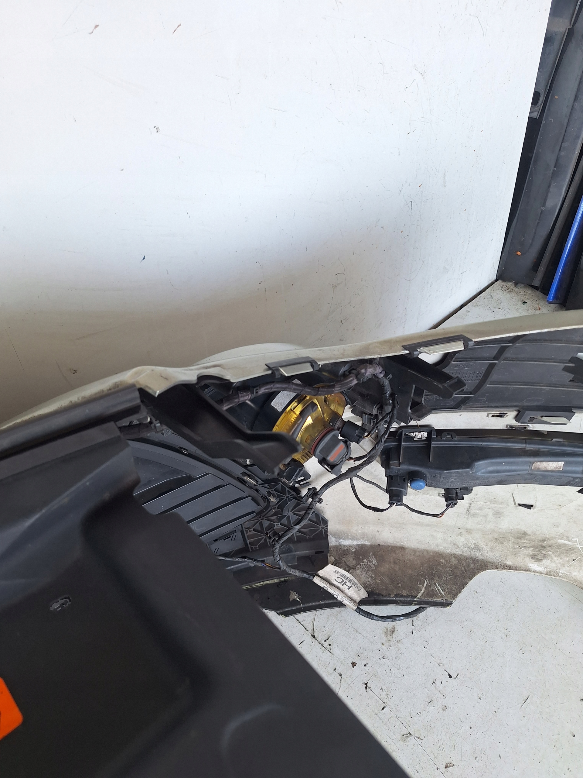 FORD S-MAX MK1 LIFT 10-15 Pare choc LED + PDC