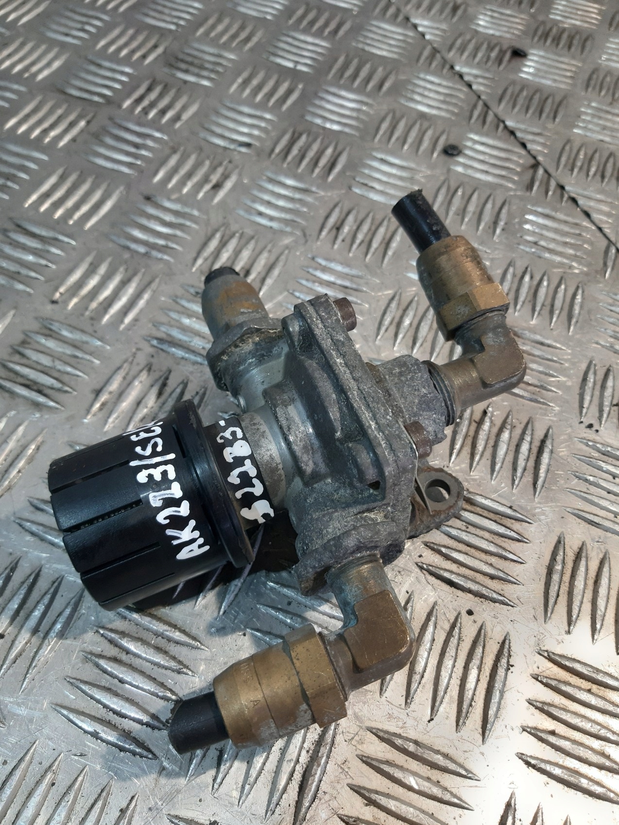 Sensor Bremse Przekaznikowy Scania R 1422152
