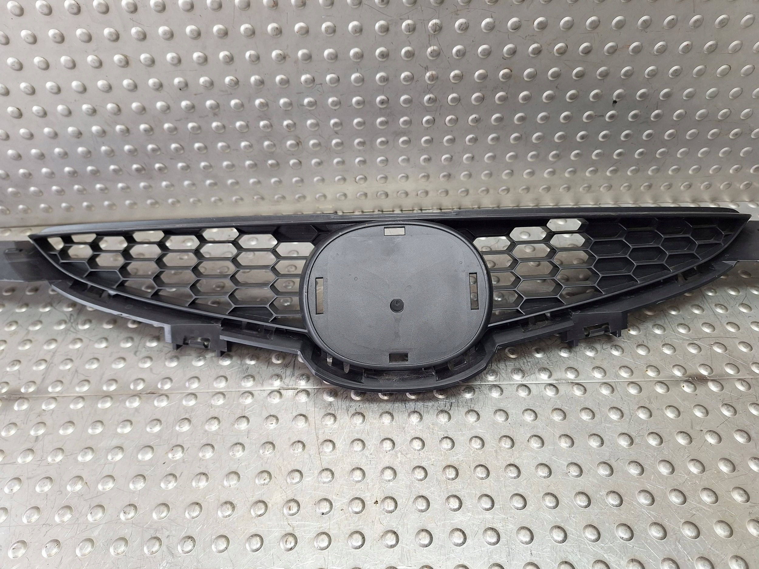 Grille MAZDA 2 II DE 07-10 D65150711