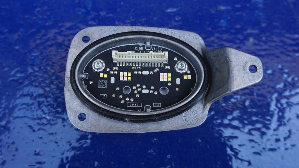 VOLVO XC40 - Module Feux phare Indicateurs de direction