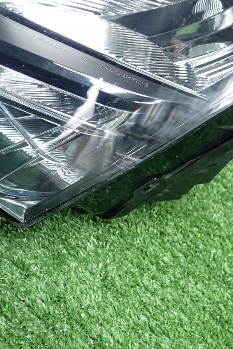 SKODA SCALA LED 19-23 reflektor left light left 657941015