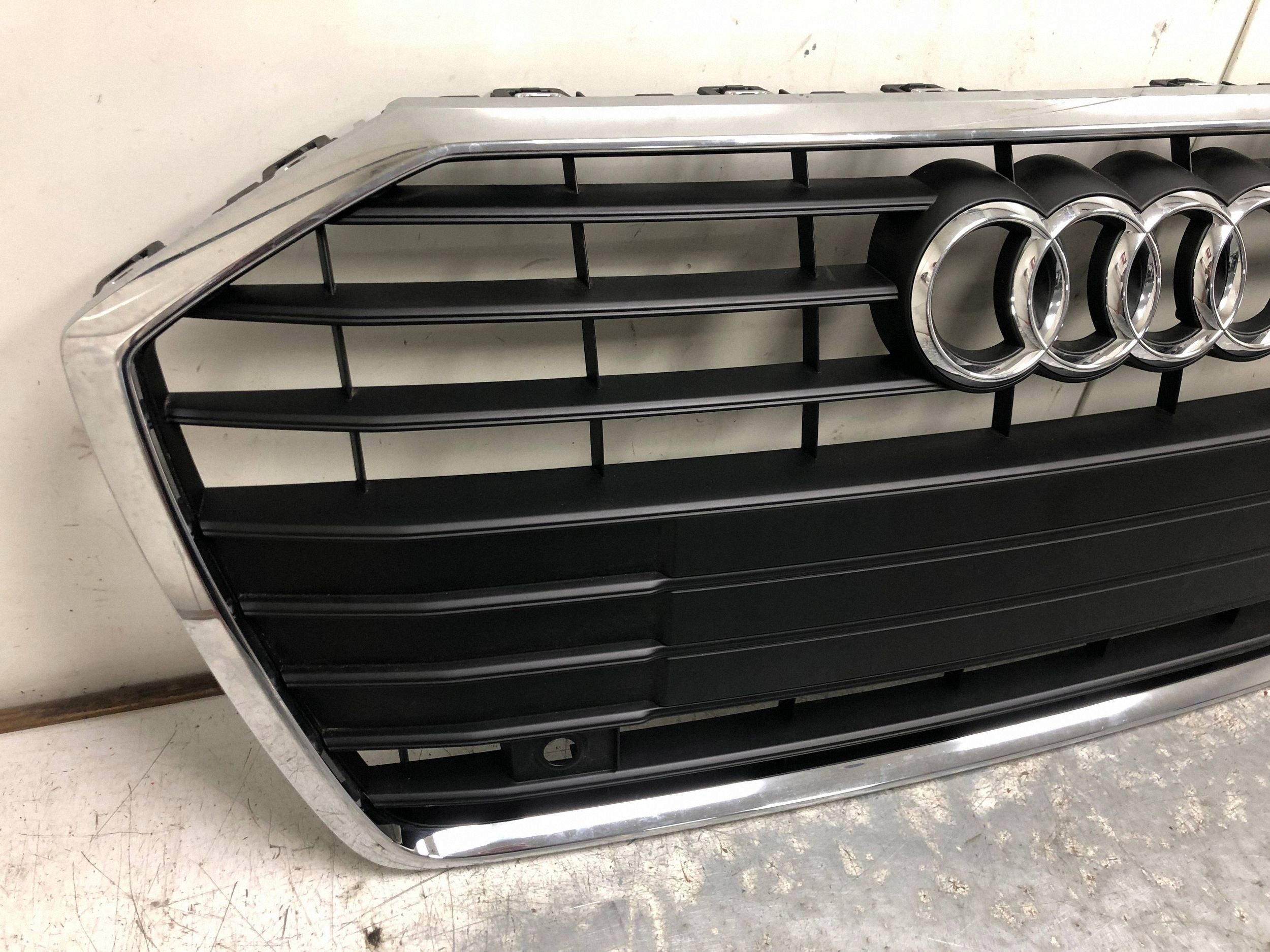 Grill Grill AUDI A6 C8 4K0853651