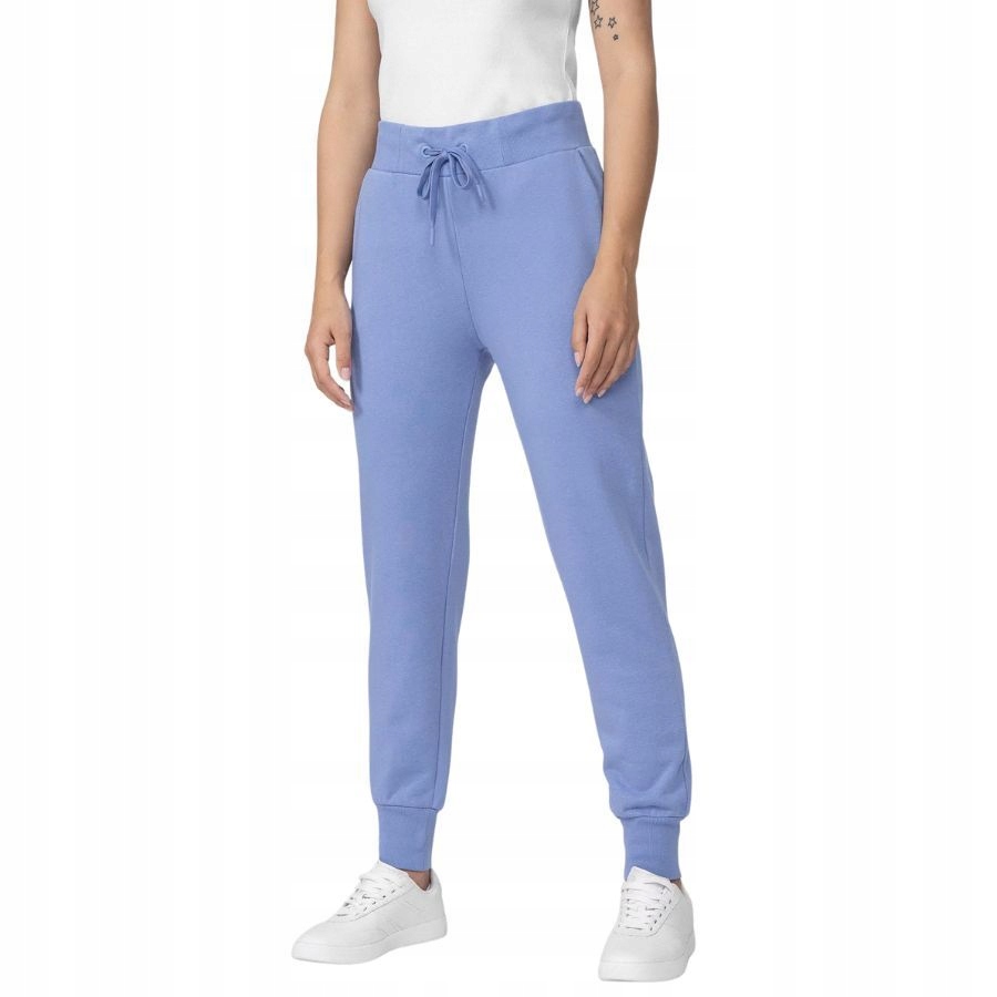 SPODNIE DAMSKIE 4F DRESOWE JOGGERY WYGODNE SPORTOWE NA CO DZIEŃ Marka 4F