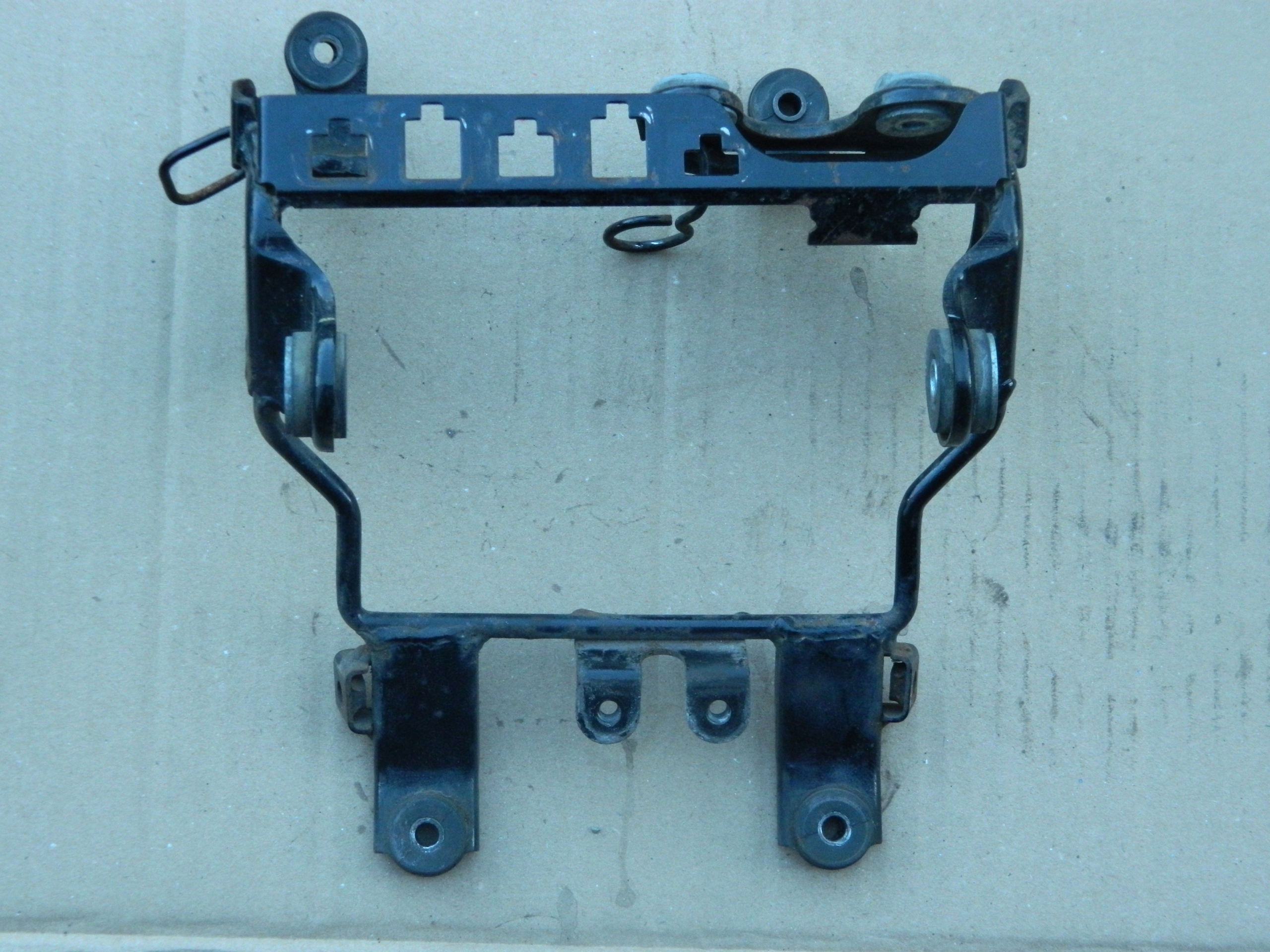 КРЕПЛЕНИЕ ЛАМПЫ KAWASAKI KLR 650 C