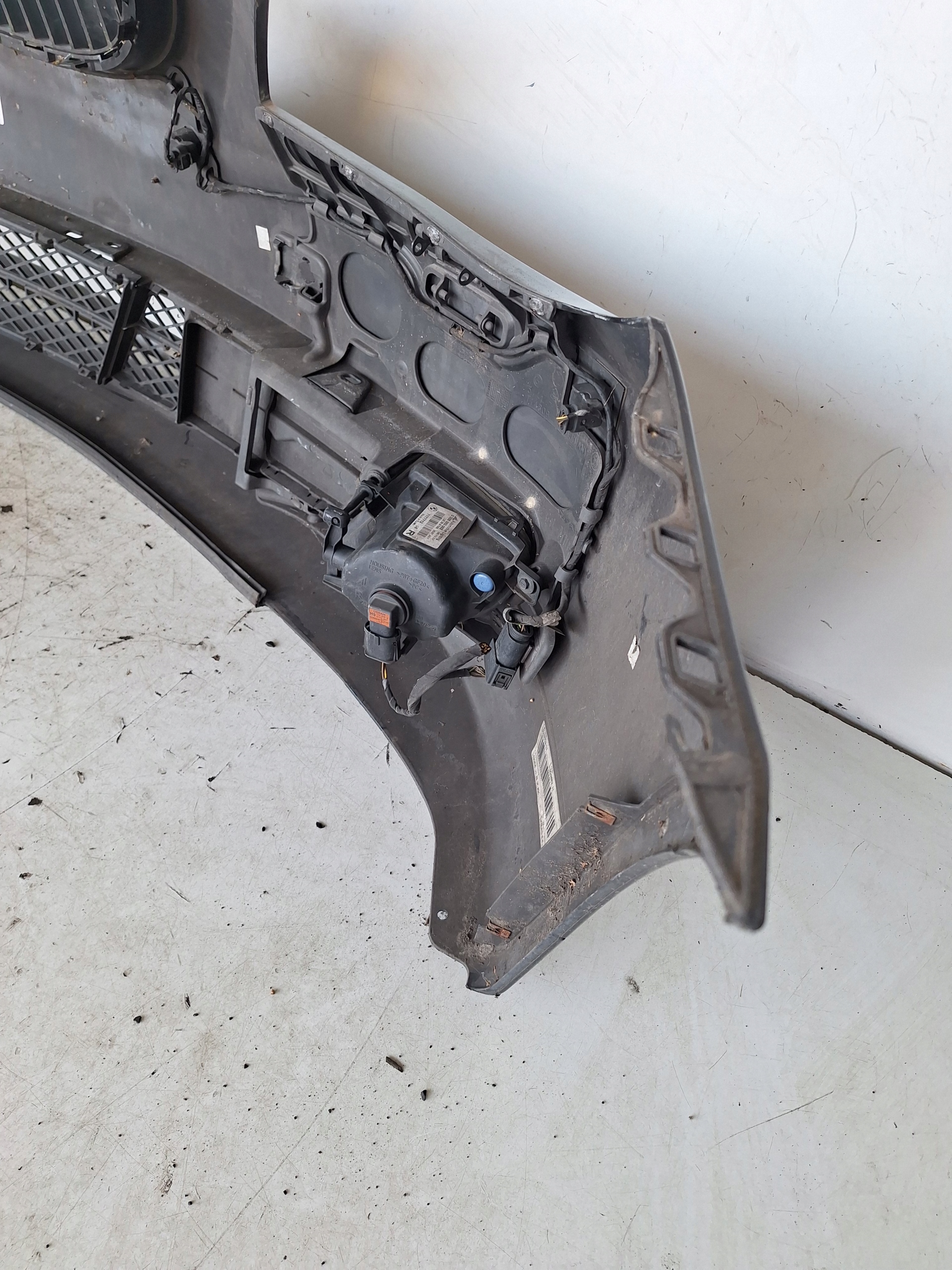 BMW 5 E60 E61 LCI 07-10 Stoßstange + PDC
