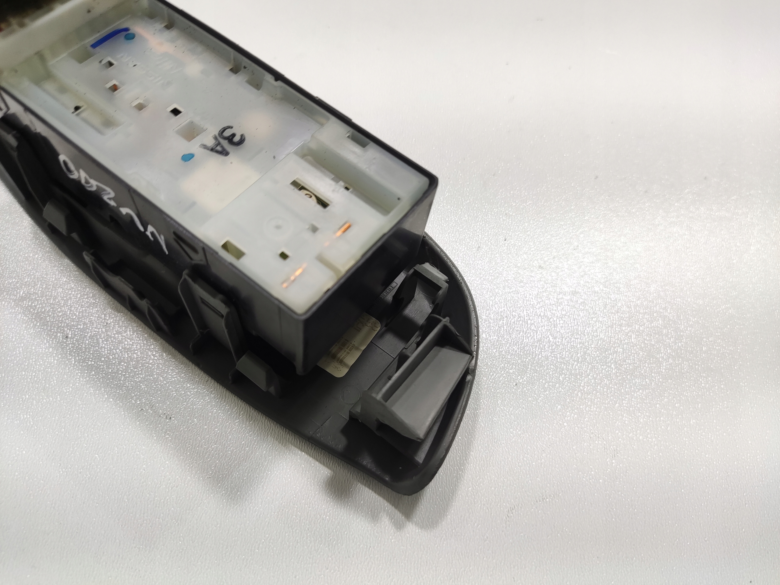 PANEL window control switch left front front NISSAN E-NV200 NV200 2014-2021