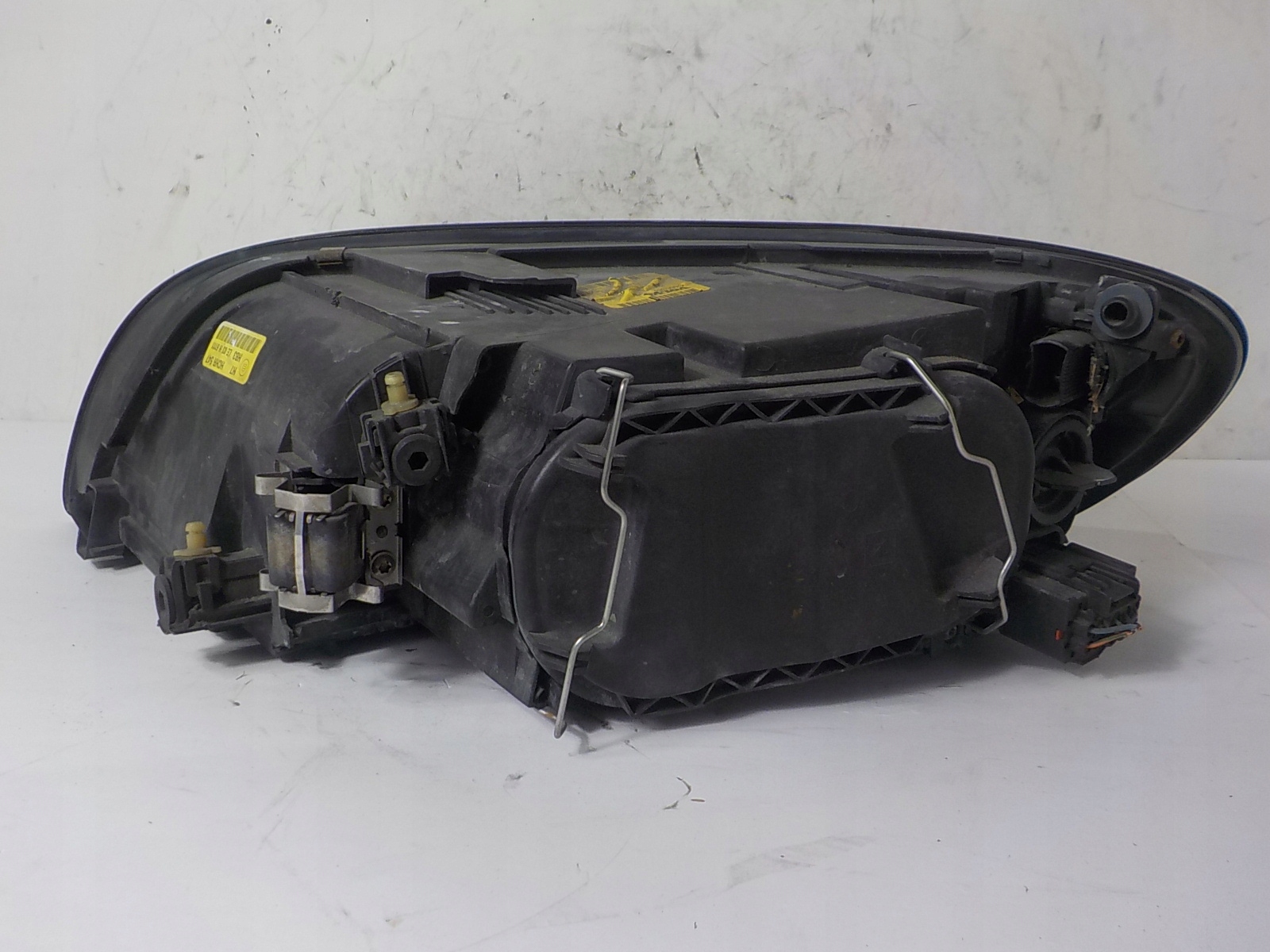 VOLVO C70 II light right front front UK