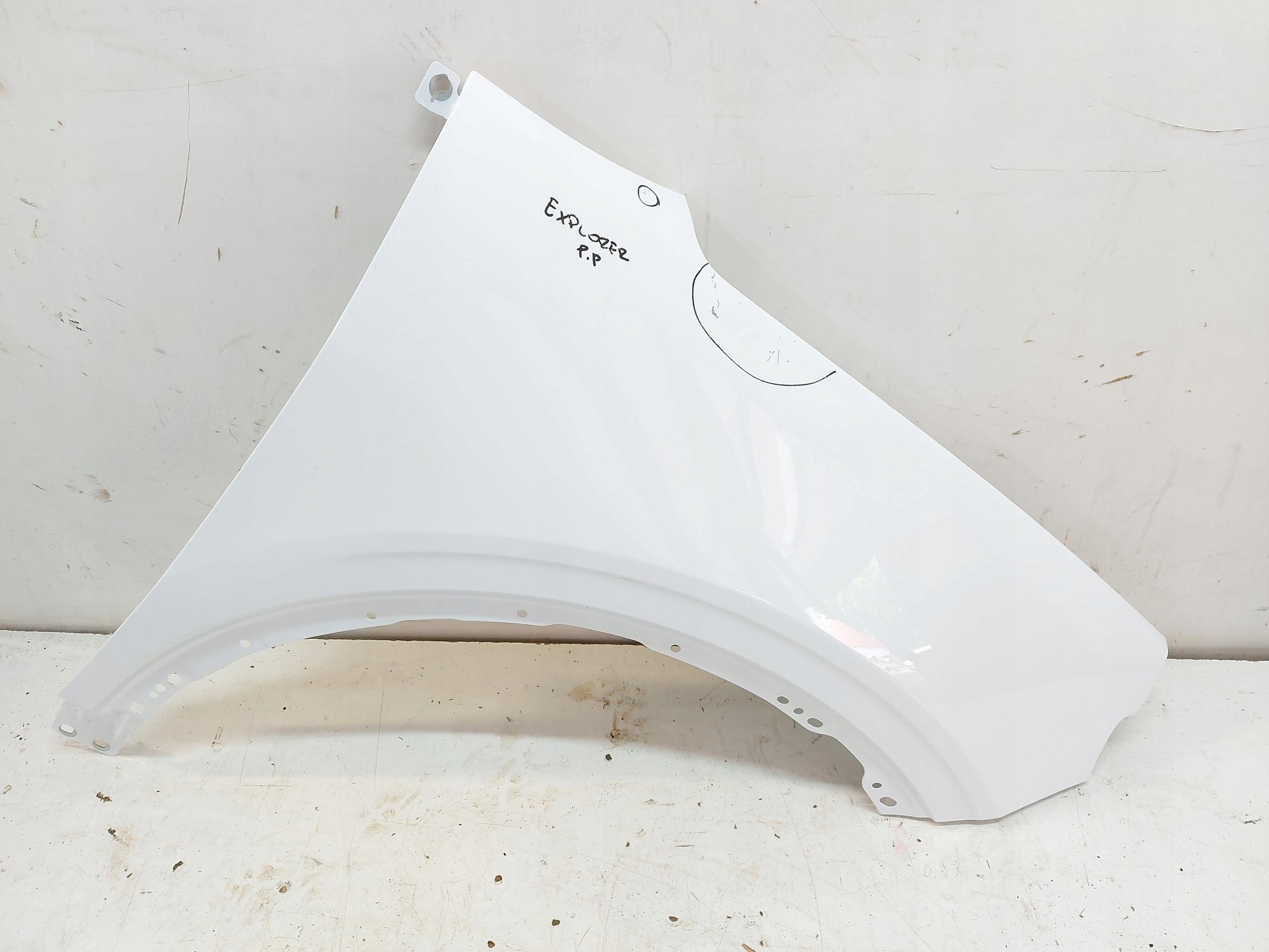 Ford Explorer VII R2KB fender front right 7VTAWWA