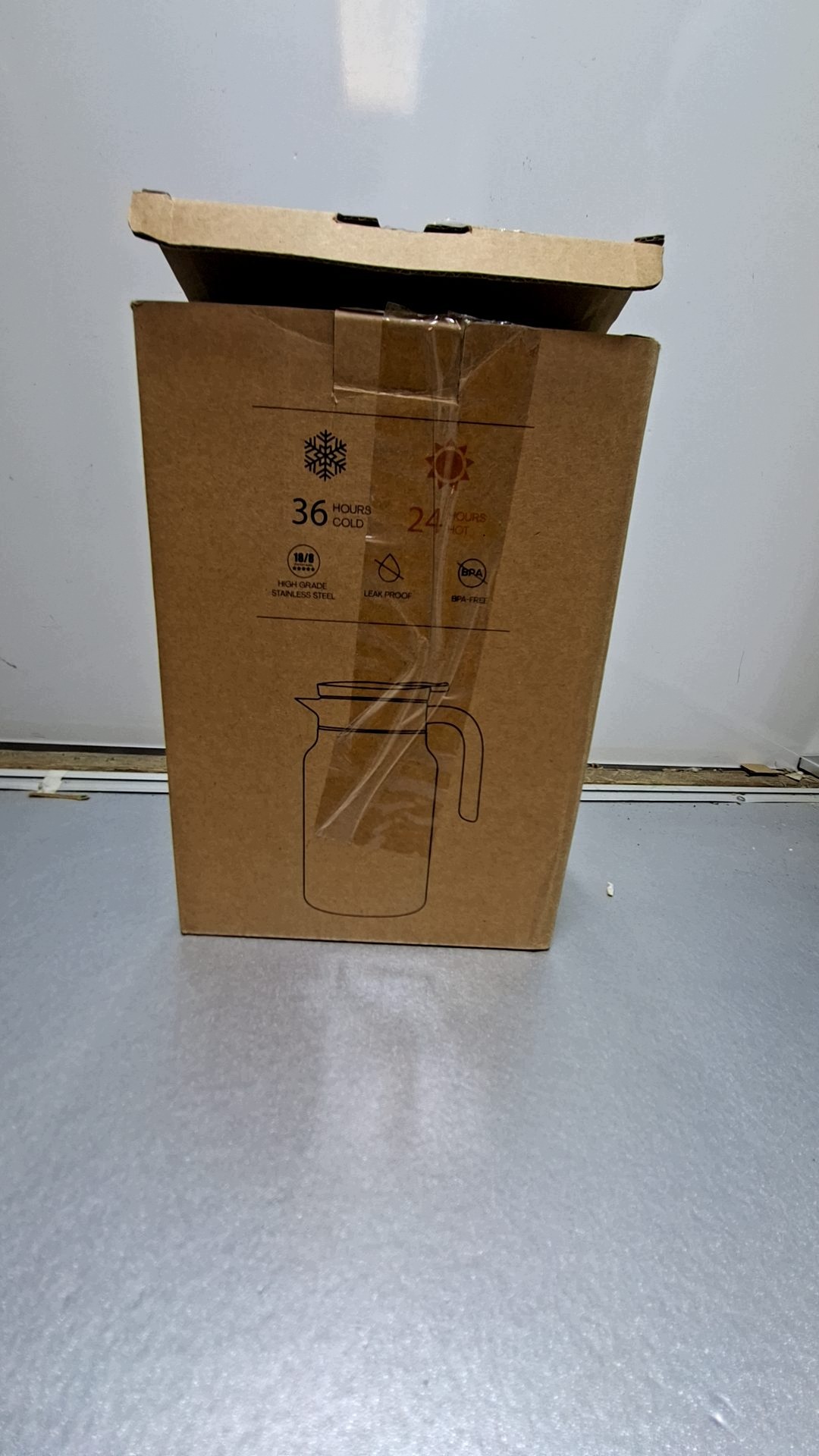 VANN dzbanek termiczny próżniowy Light Grey Green 1,5L — zdjęcie 3