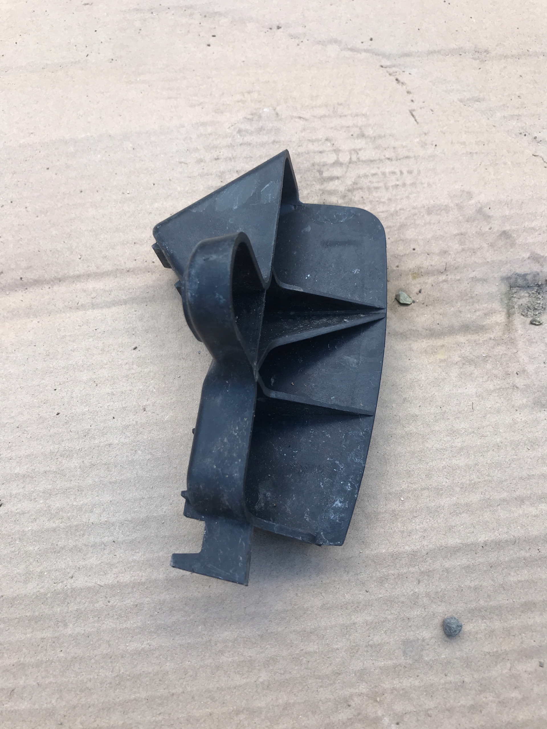 bumper bracket right rear part AUDI A6 C6 LIFT KOMBI