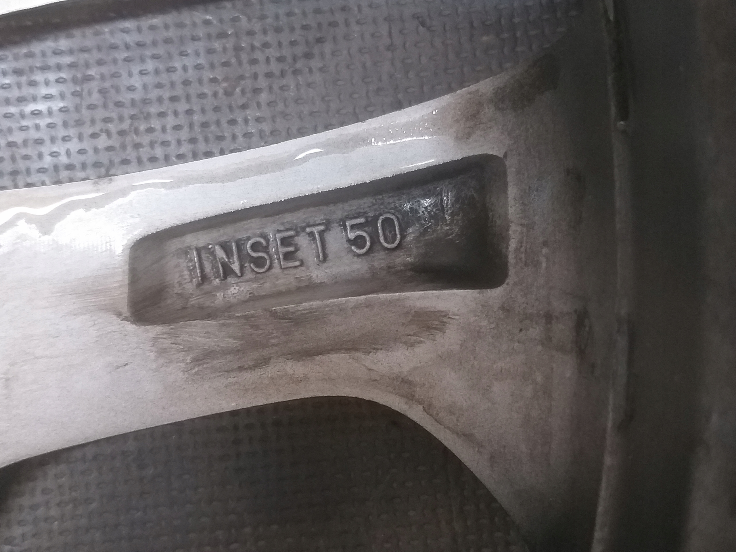 disk hliníkový SUZUKI 6,5J 17" ET50 5X114,3