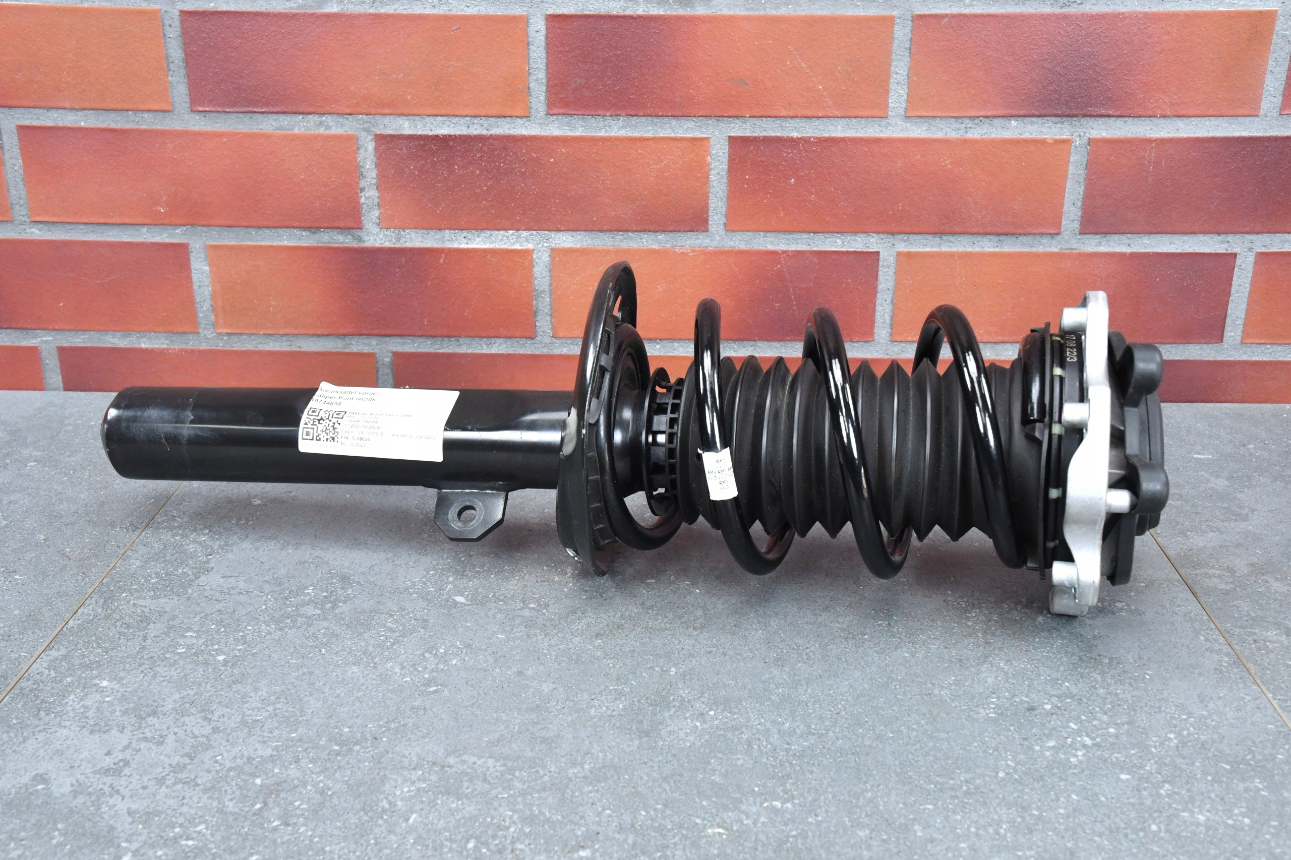 shock absorber left front front BMW 2 U06 6891091 only 47km