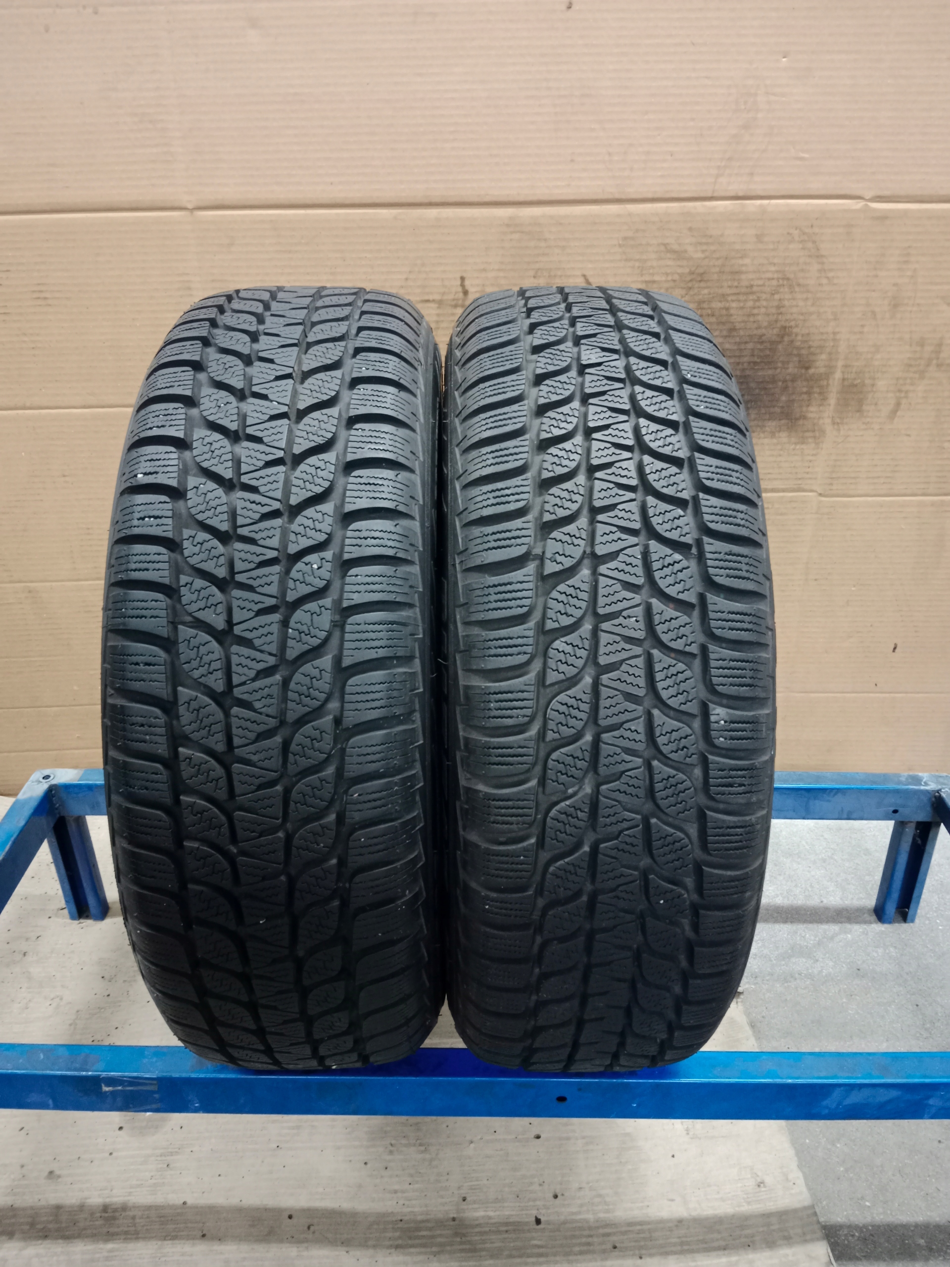 BRIDGESTONE BLIZZAK LM-25 195/65 15&quot;